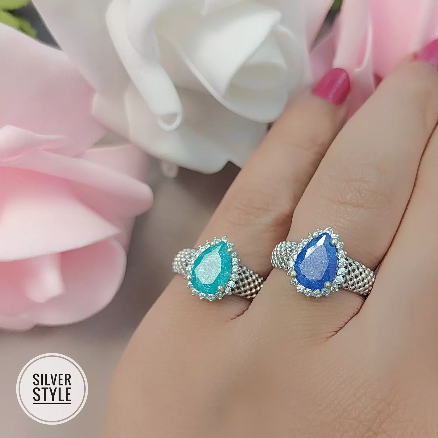 Delicate shine Rings  image