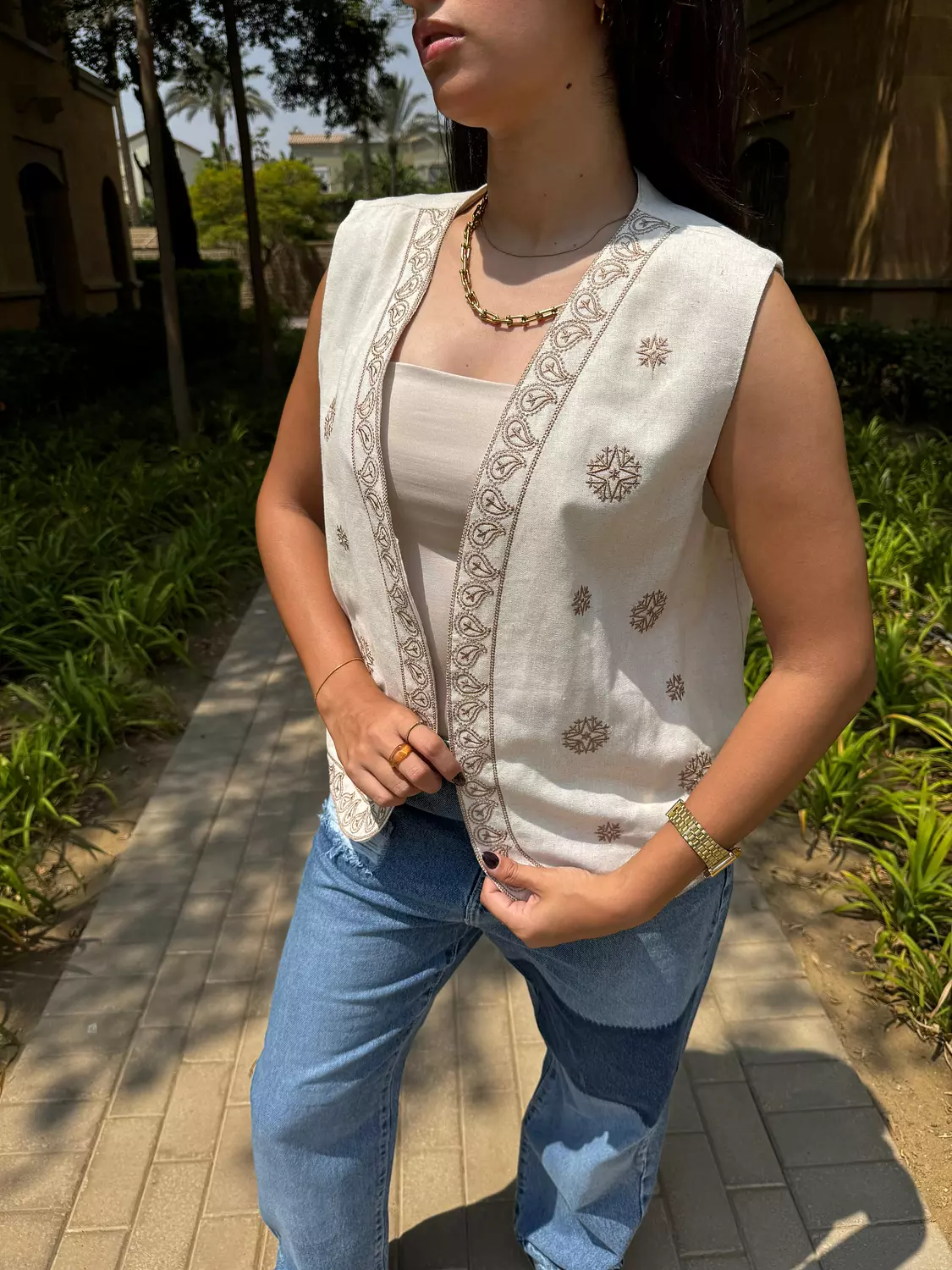  Sahara Bloom Embroidered Vest hover image