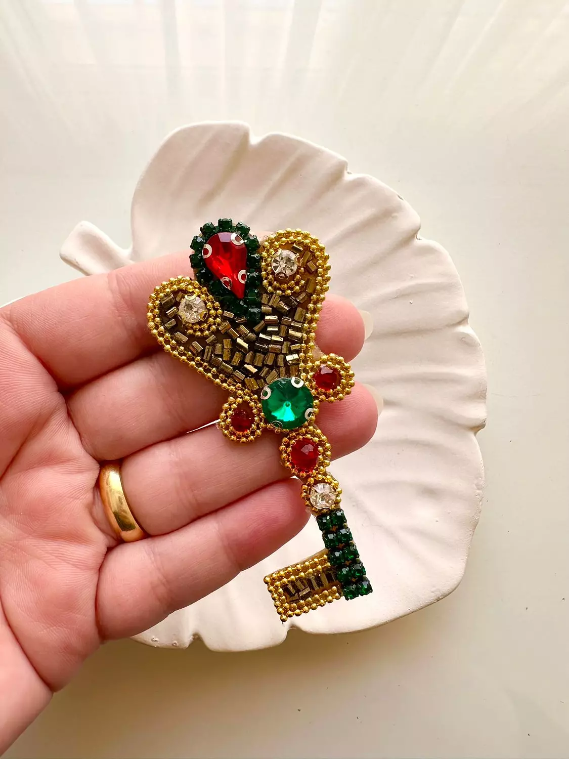 <p style="text-align: start"></p>