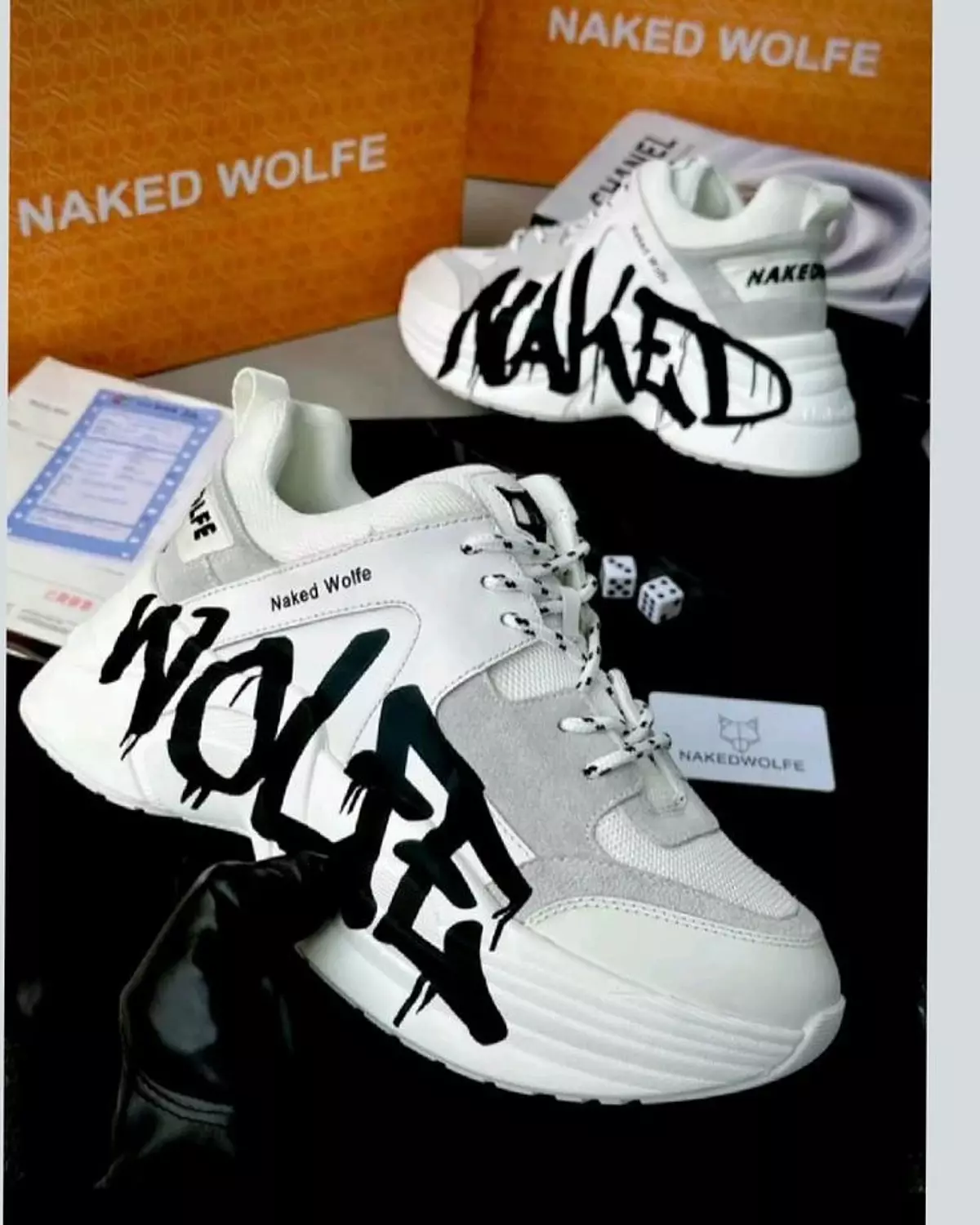 NAKED WOLFE 2
