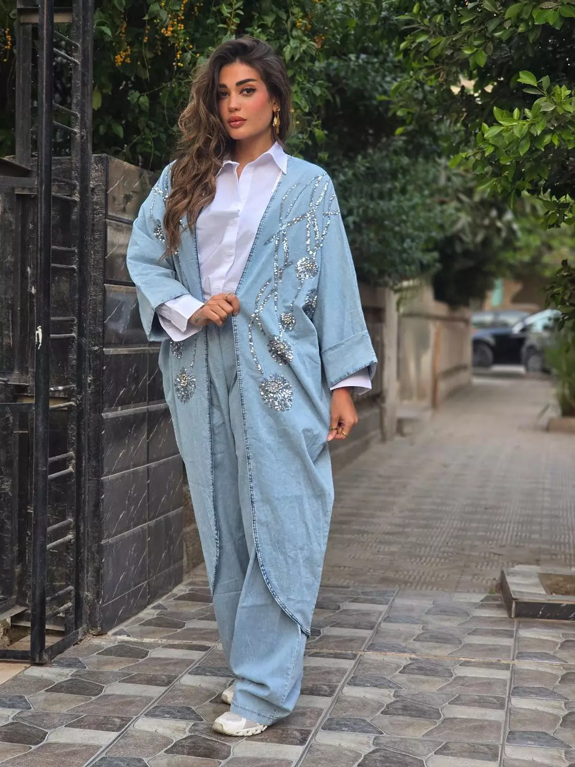 Light blue denim set with silver sequin image