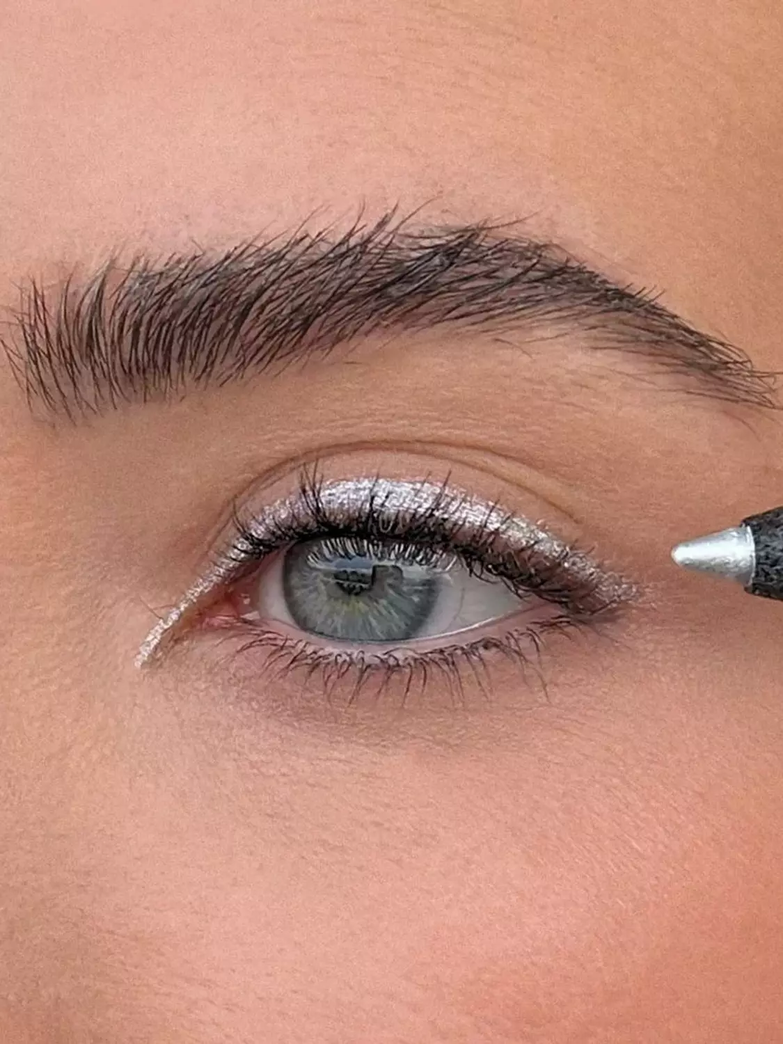 sweed SATIN EYELINER 5