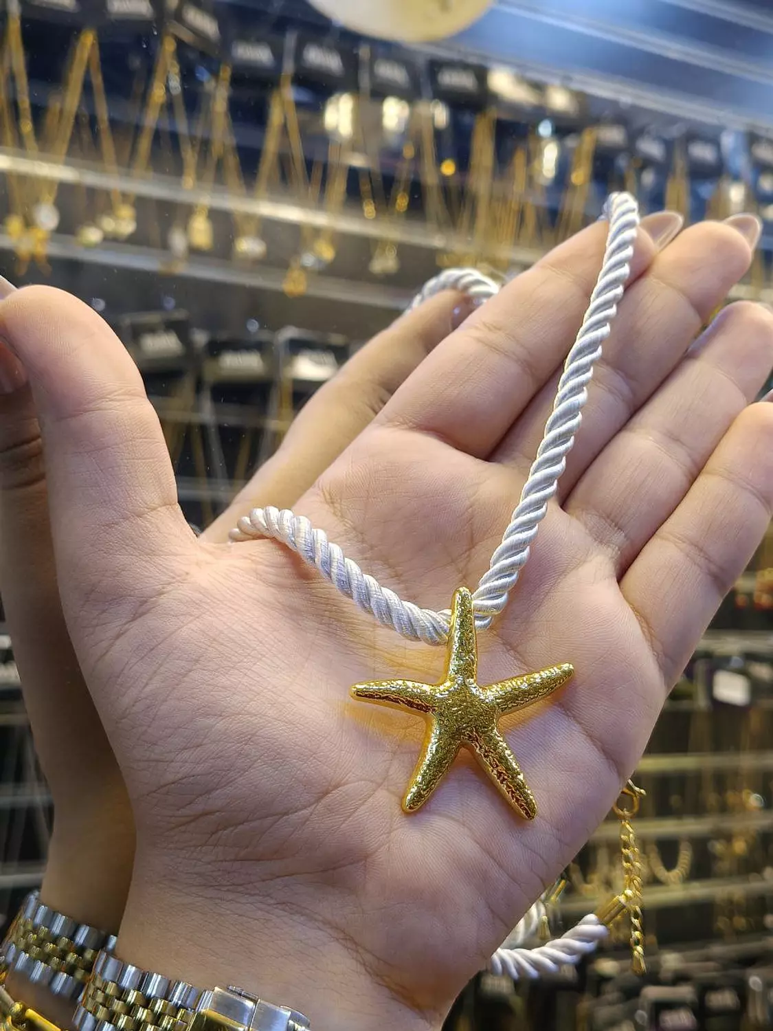 Star necklace ⭐️ hover image