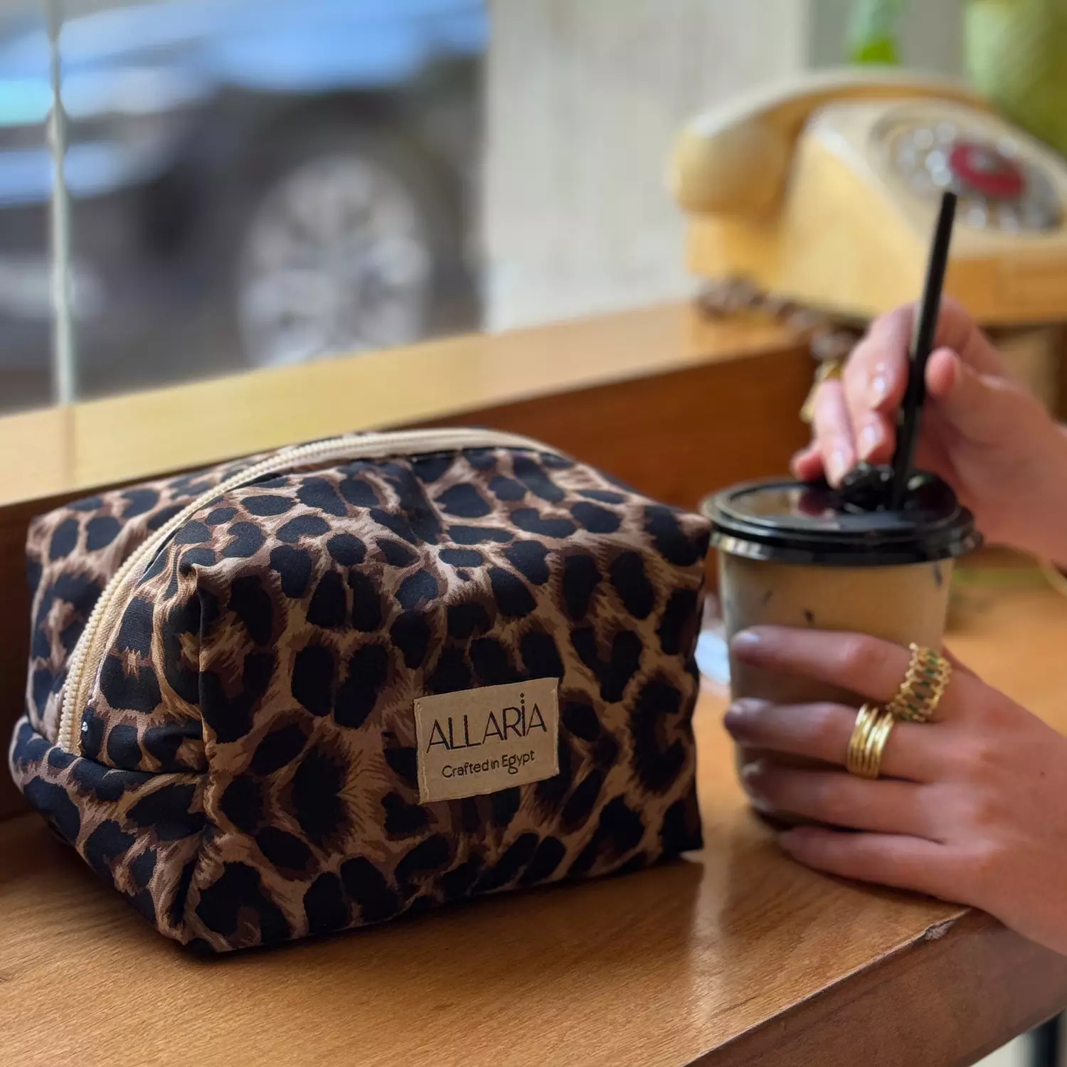 <h2><span style="color: rgb(153, 66, 46)">Allaria Wild Pouches</span></h2>