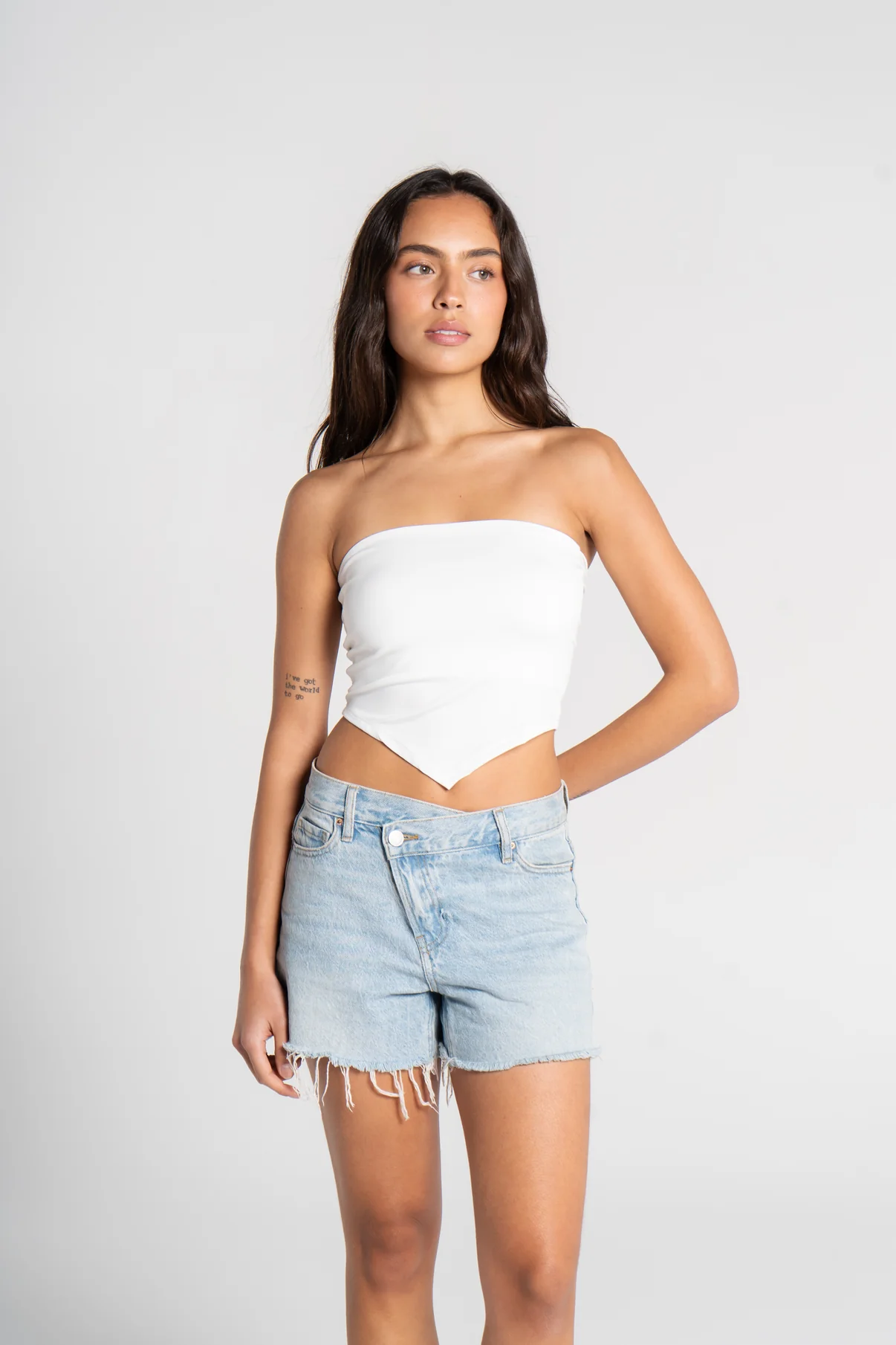 <h3>V TUBE TOP</h3>
