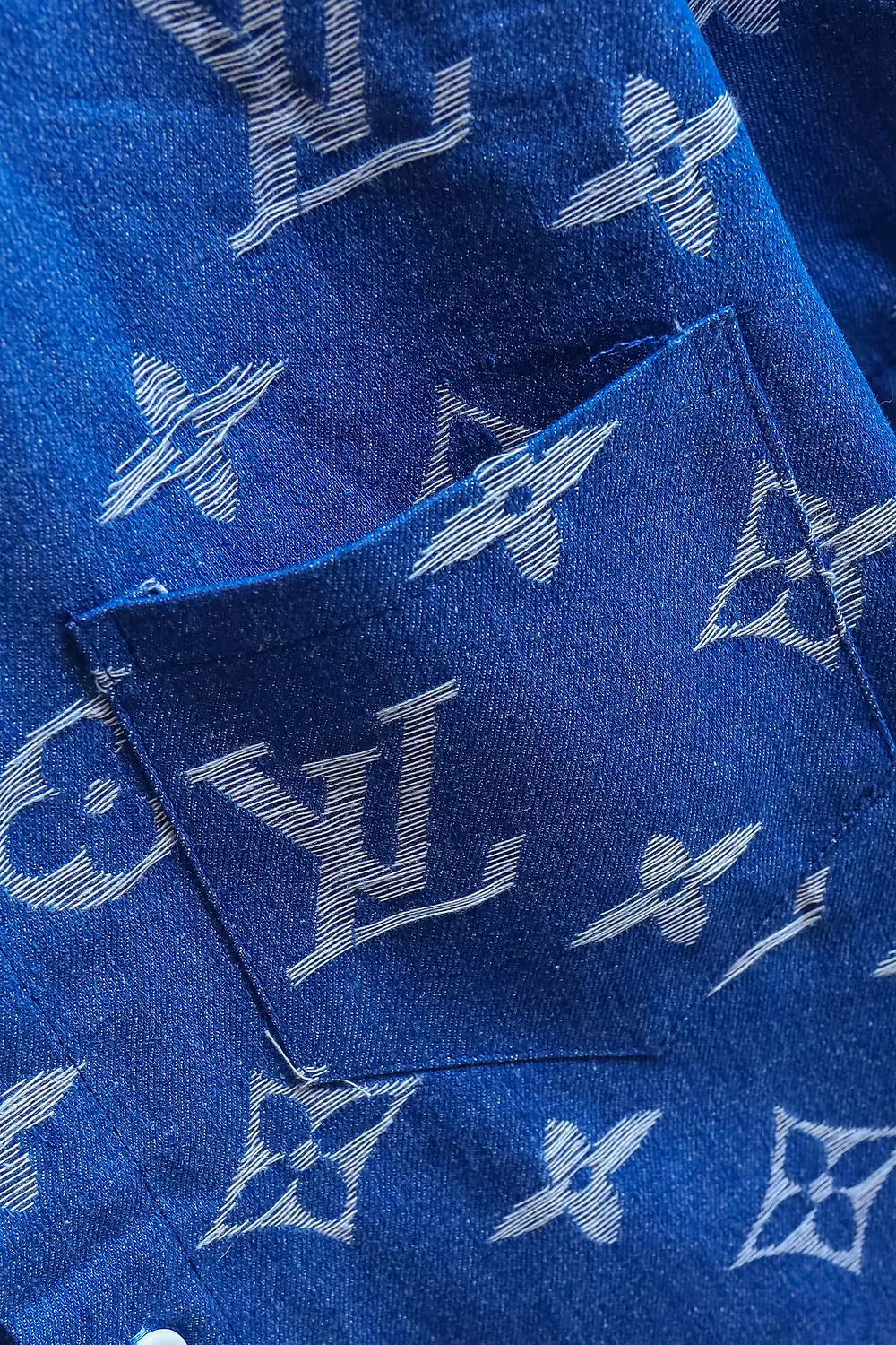 LOUIS VUITTON SUIT 1 2