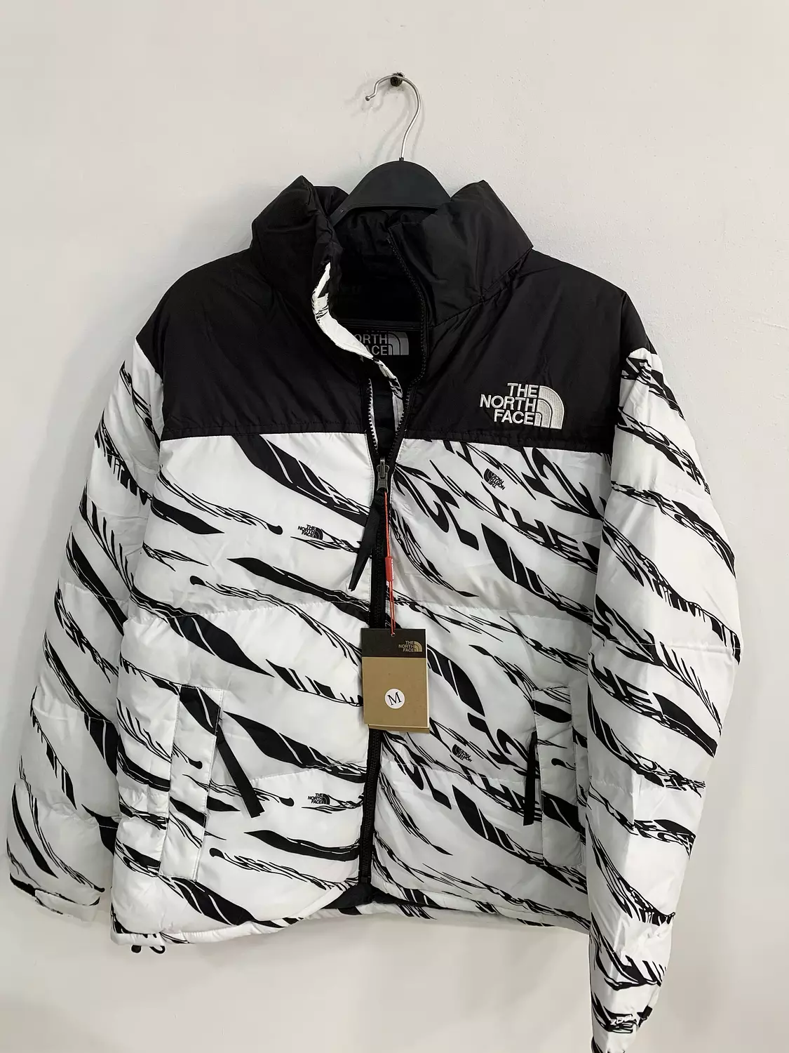  North Face Puffer Jacket with head Cover