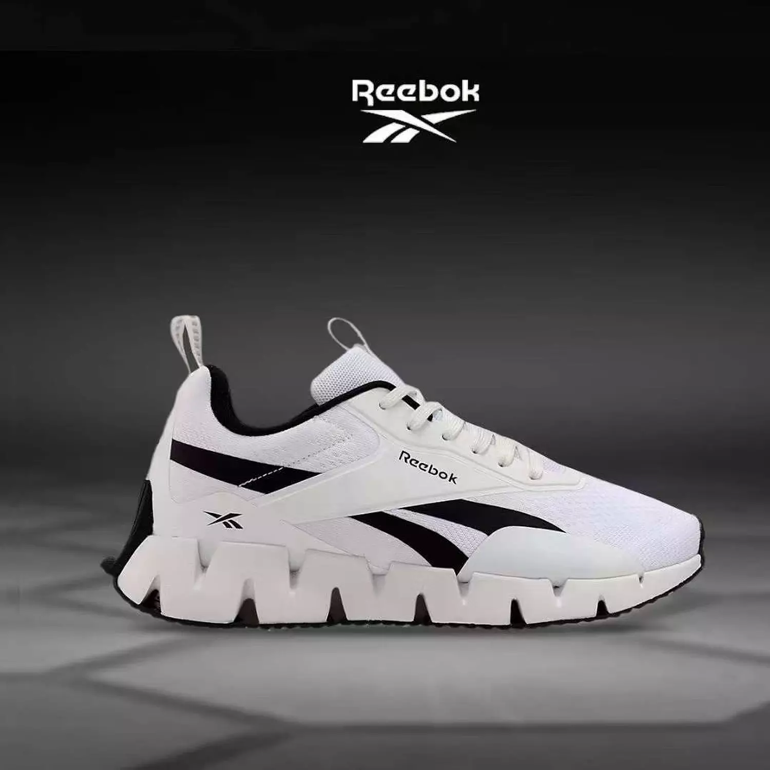 <p style="text-align: center"><br><span style="color: rgb(30, 41, 59)"><strong>Reebok</strong></span></p>
