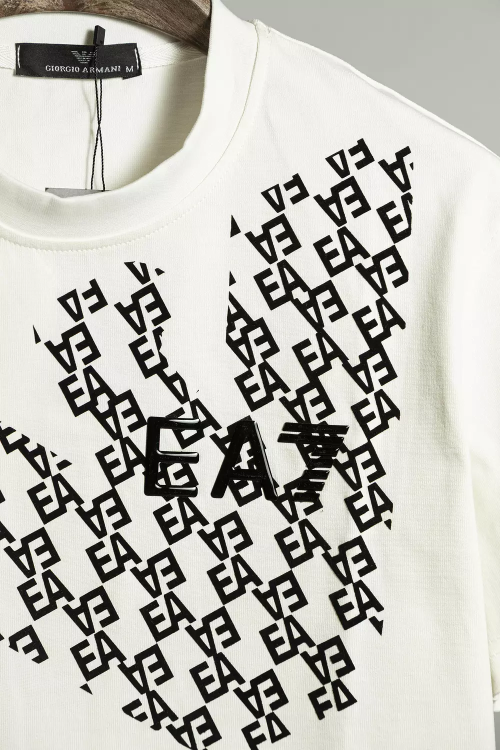 GIORGIO ARMANI TSHIRT \ 2439 hover image