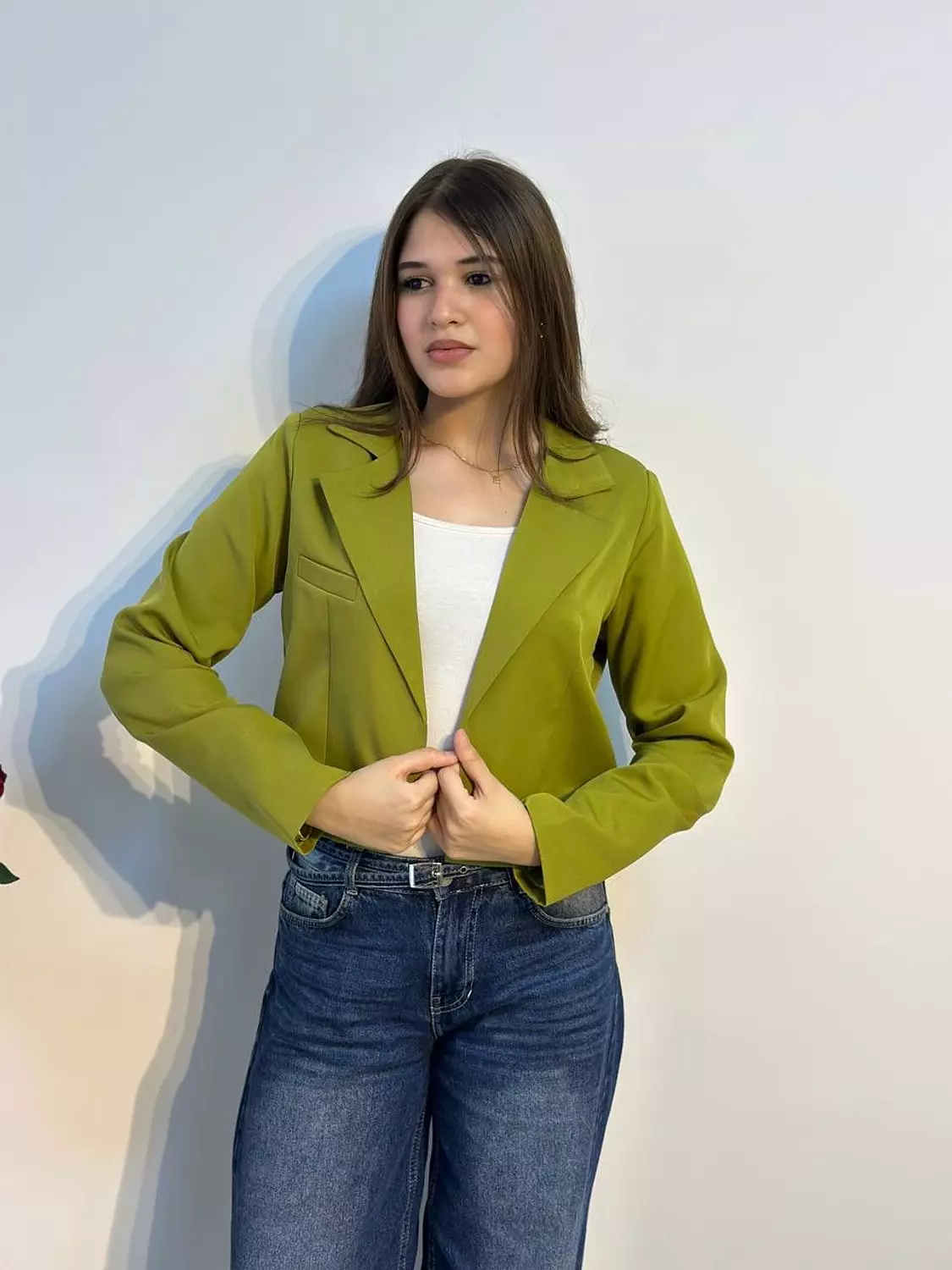 Cropped Rosaline Blazer – Boxy Fit with Notched Lapels & Lining 14
