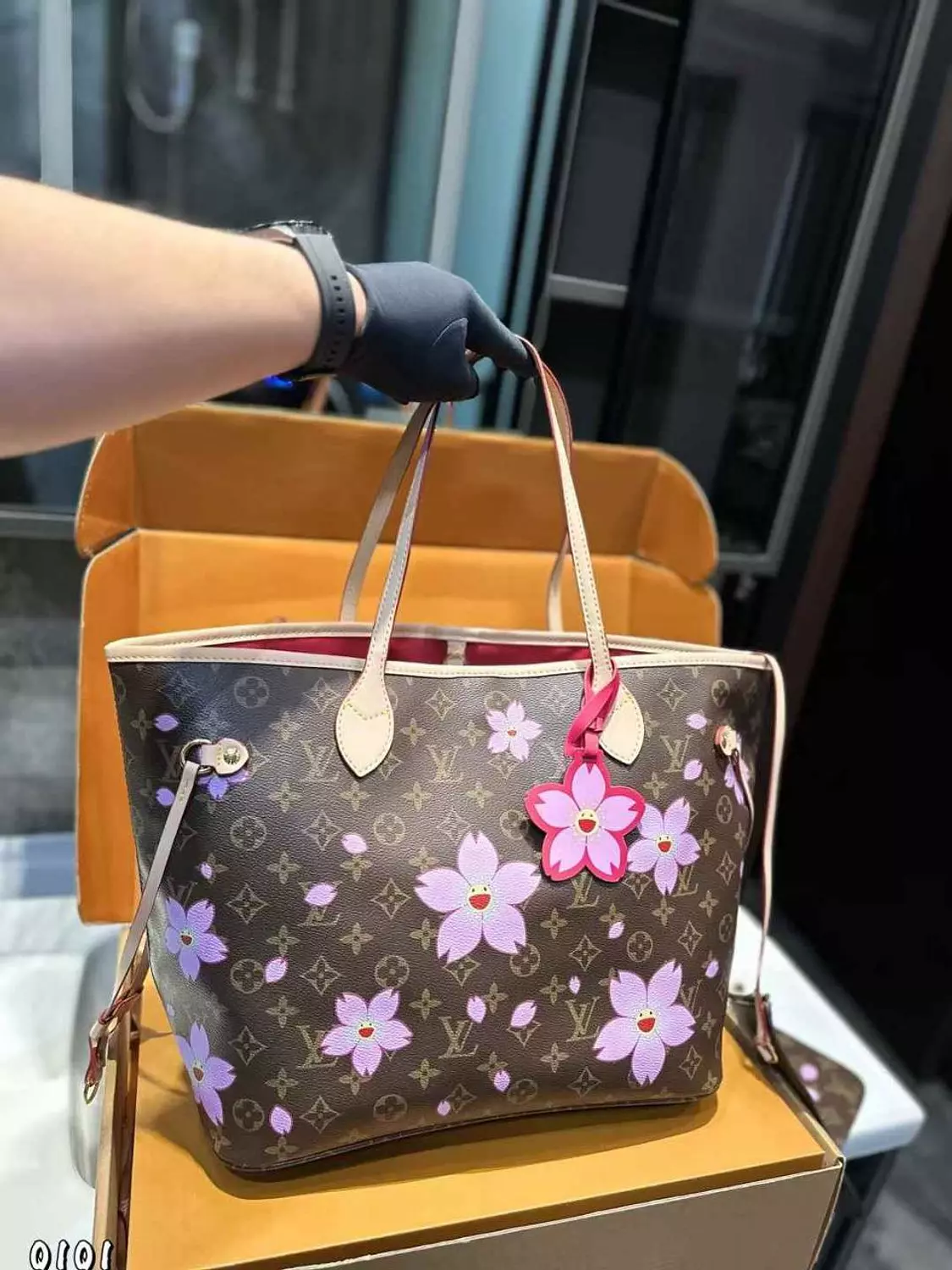 Lv never full new edition  image