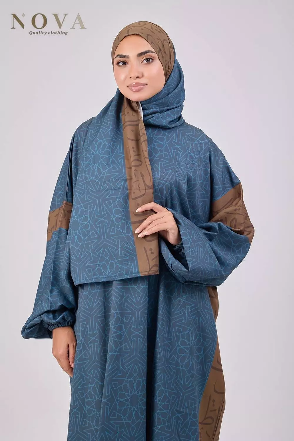 Geometric Calligraphy Soft 1