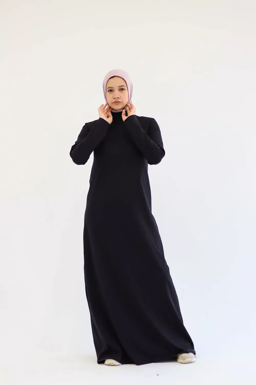 <p><strong>A-Line Black Basic Dress</strong></p>