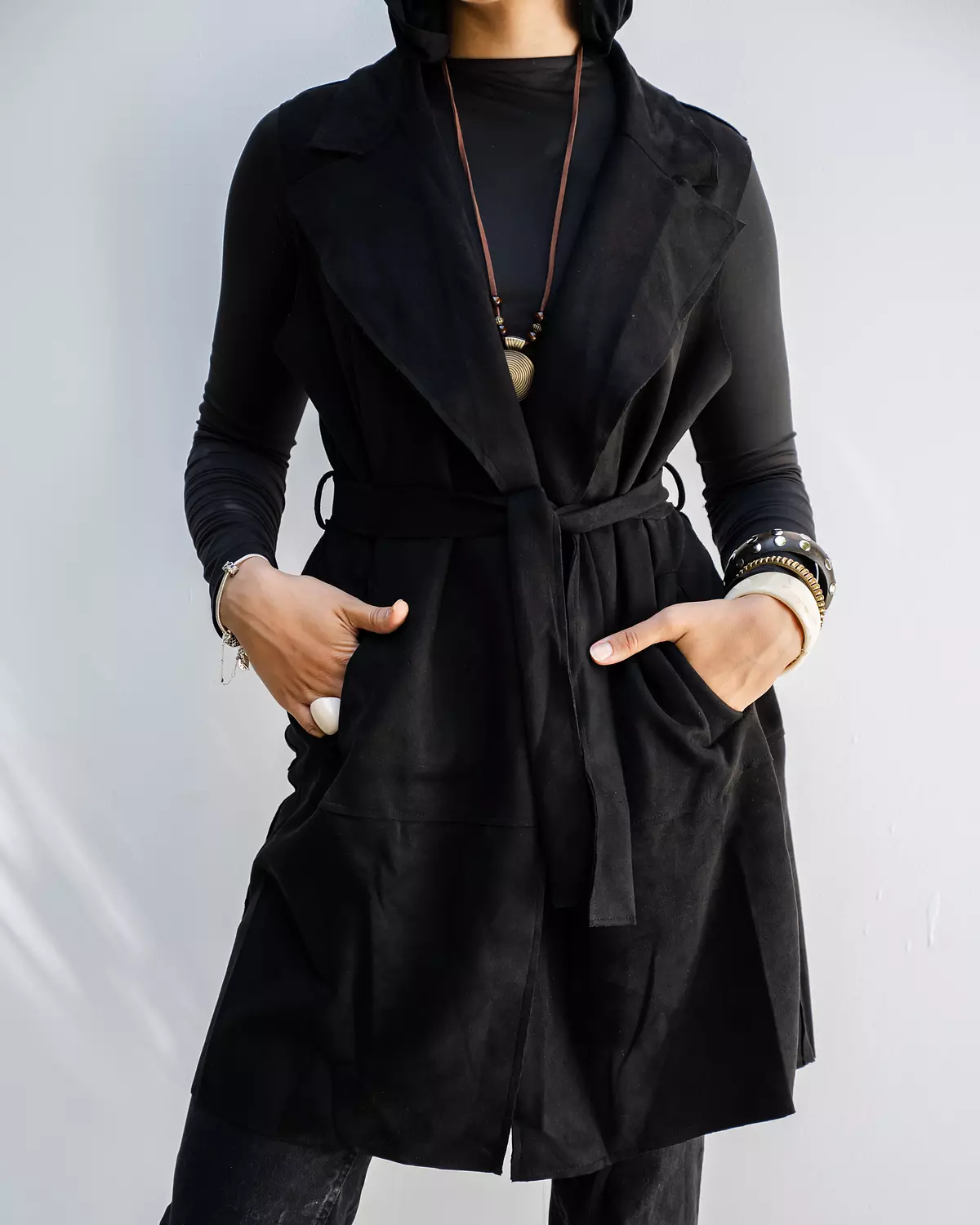 Shamois Vest in Black 1