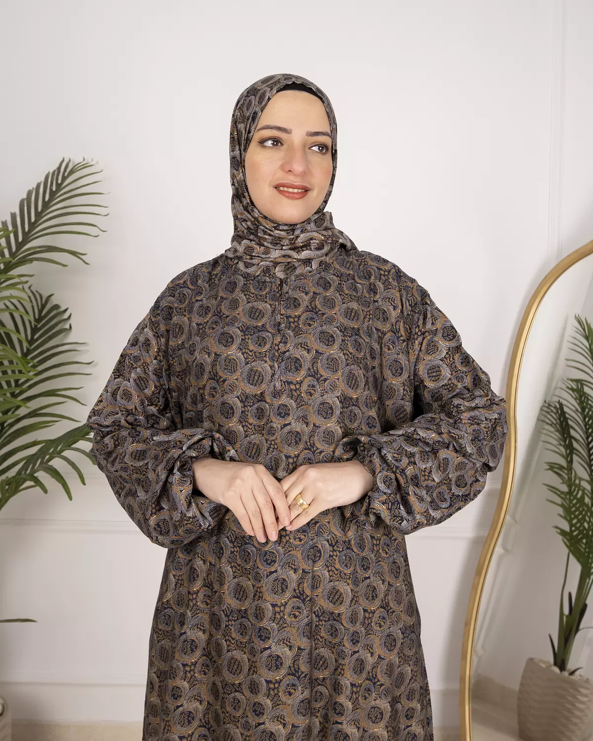 عبايه فسكوز (code 117) hover image