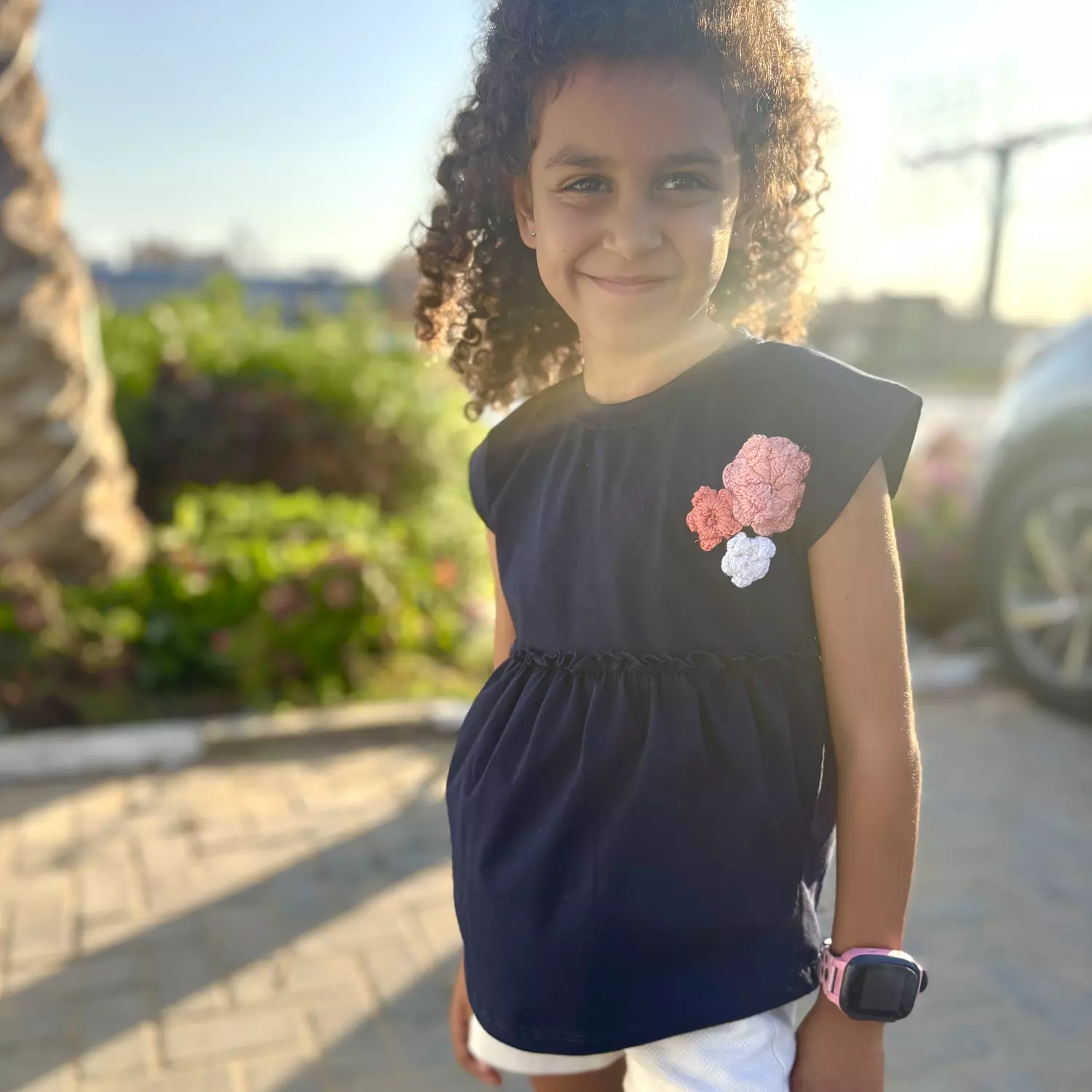 Navy T-shirt with crochet flowers  2