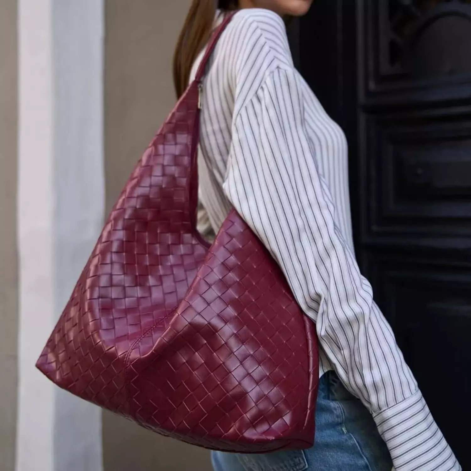 Elegant Burgundy Woven Shoulder Bag image