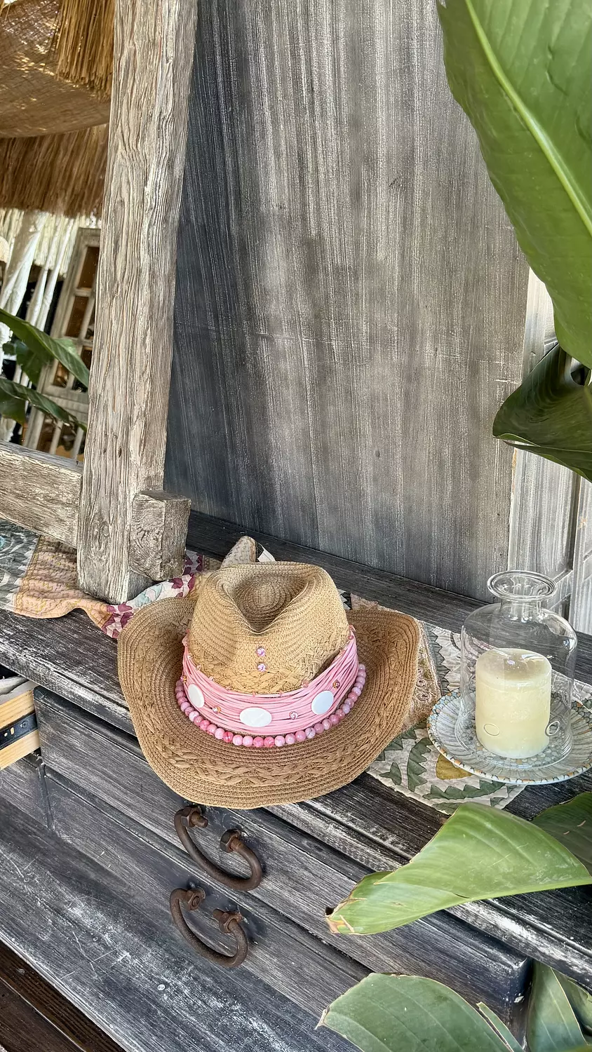 Candy core pink hat 4