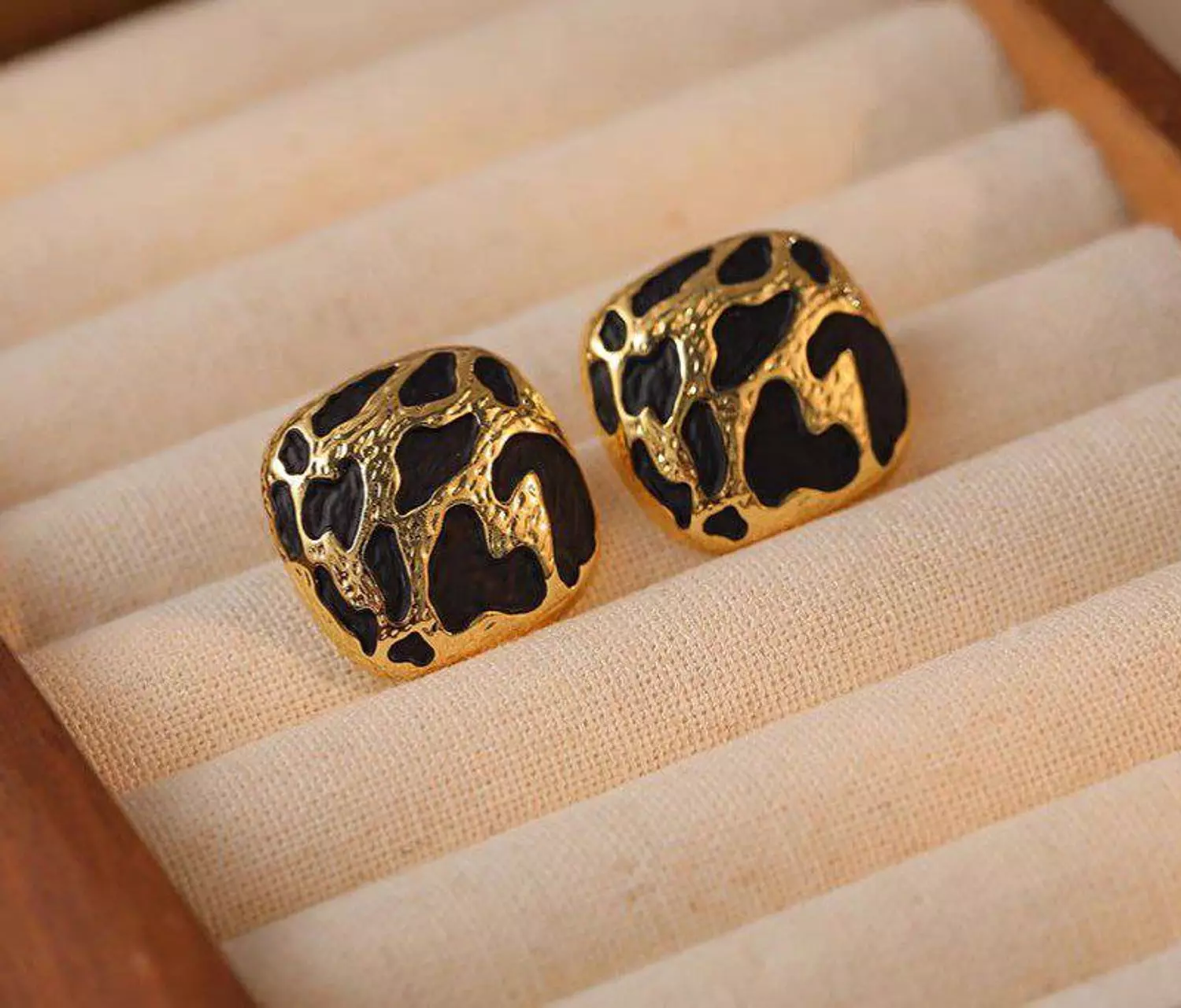 Tiger Gold Plated Earring 1