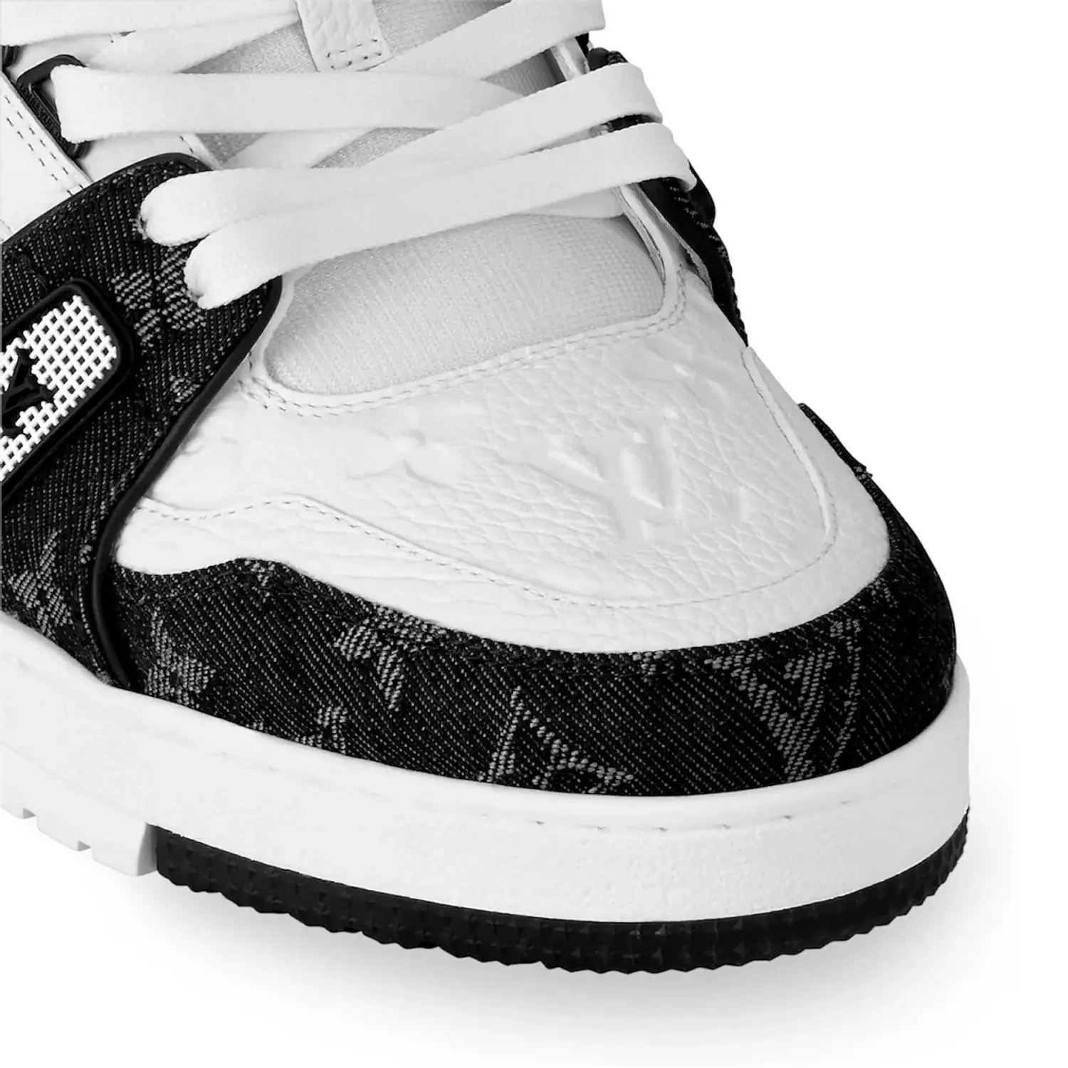 Louis Vuitton LV Trainer White Black 4