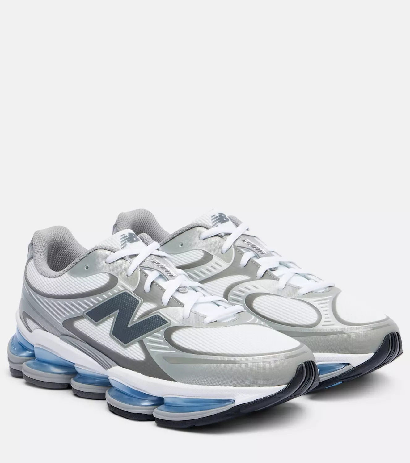 NB absorb 2000 Silver/ Grey 2