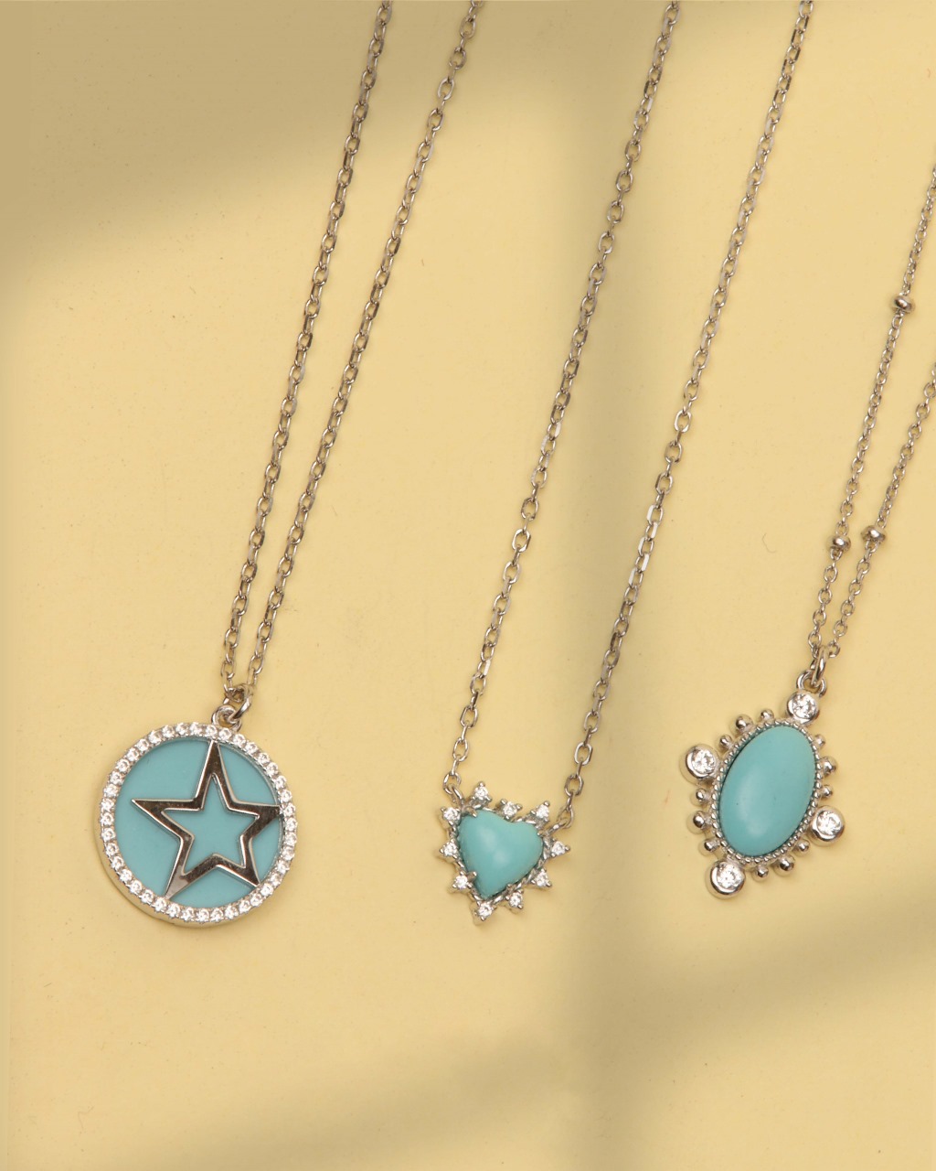 <p><br><strong>NECKLACES</strong></p>