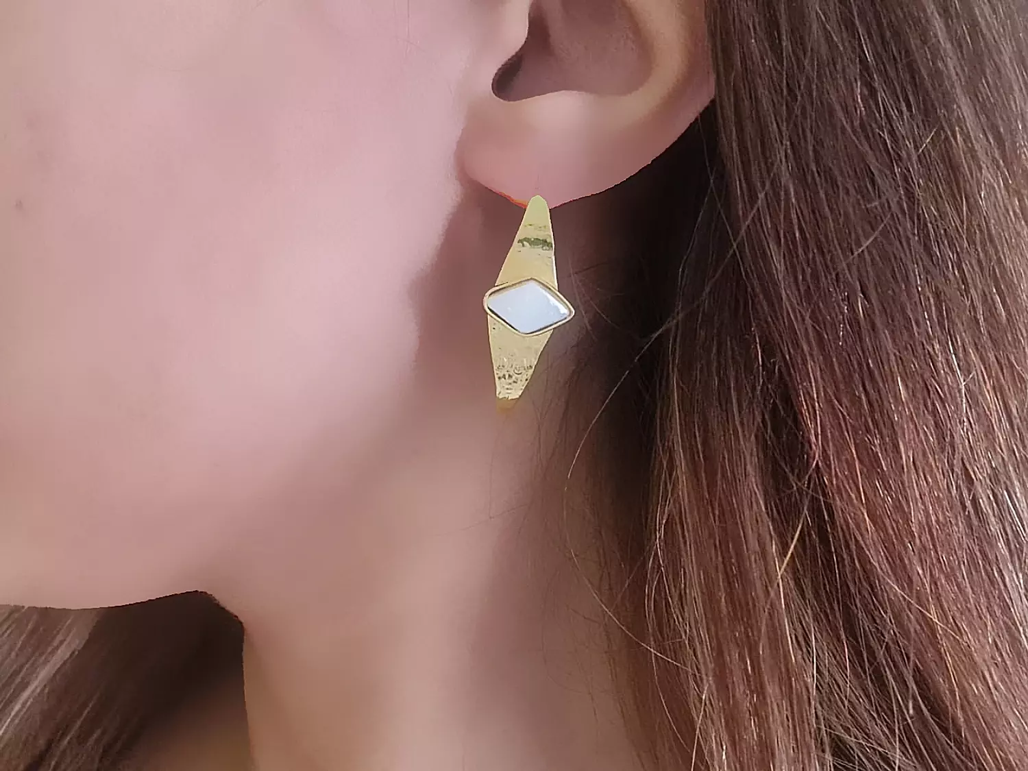 capsule EARRING image