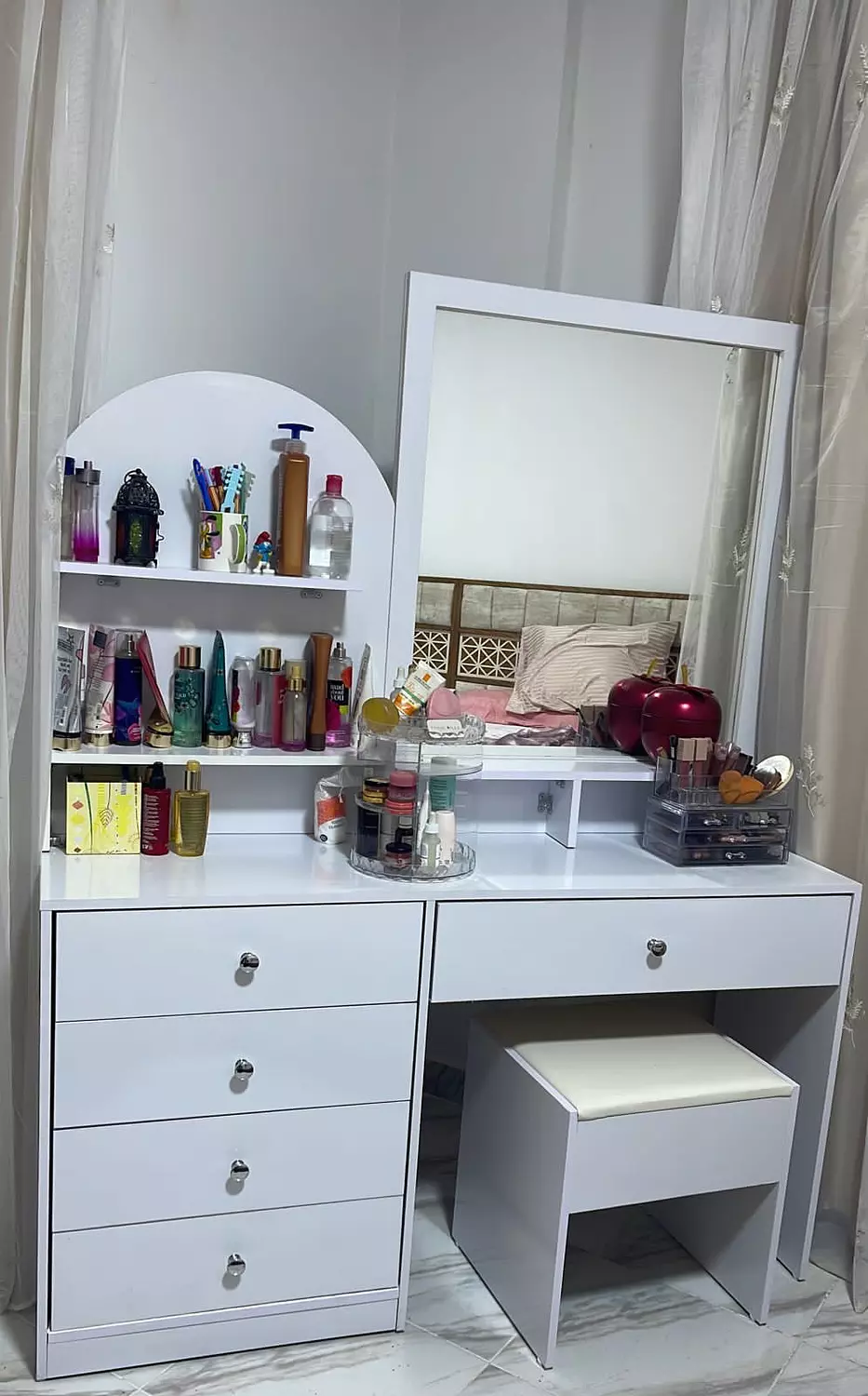 Makeup vanity with chair  hover image