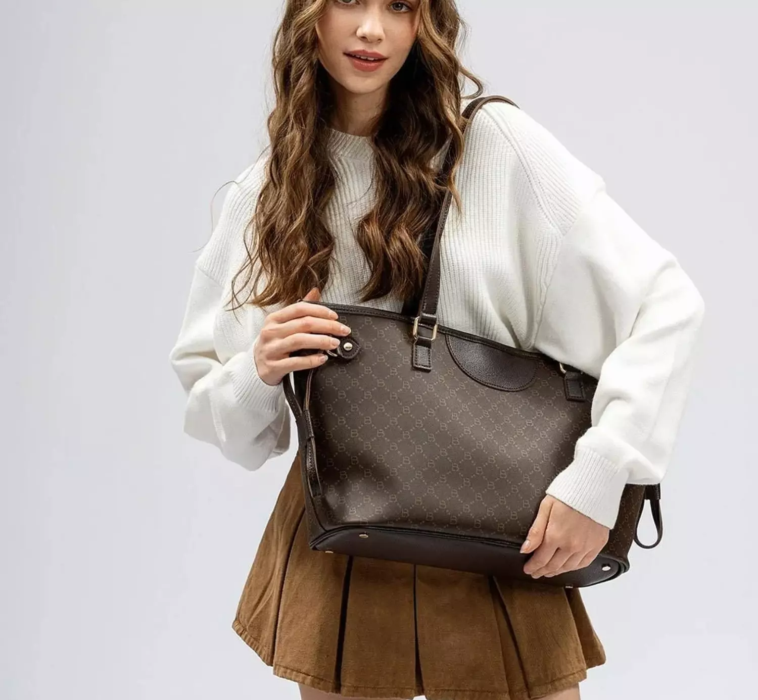 Brown shoulder bag with side strap  4