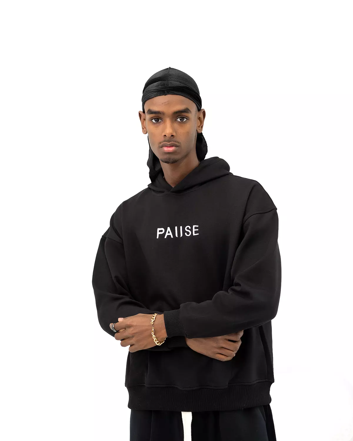 <p style="text-align: center"><strong><br>Black PAUSE</strong></p>