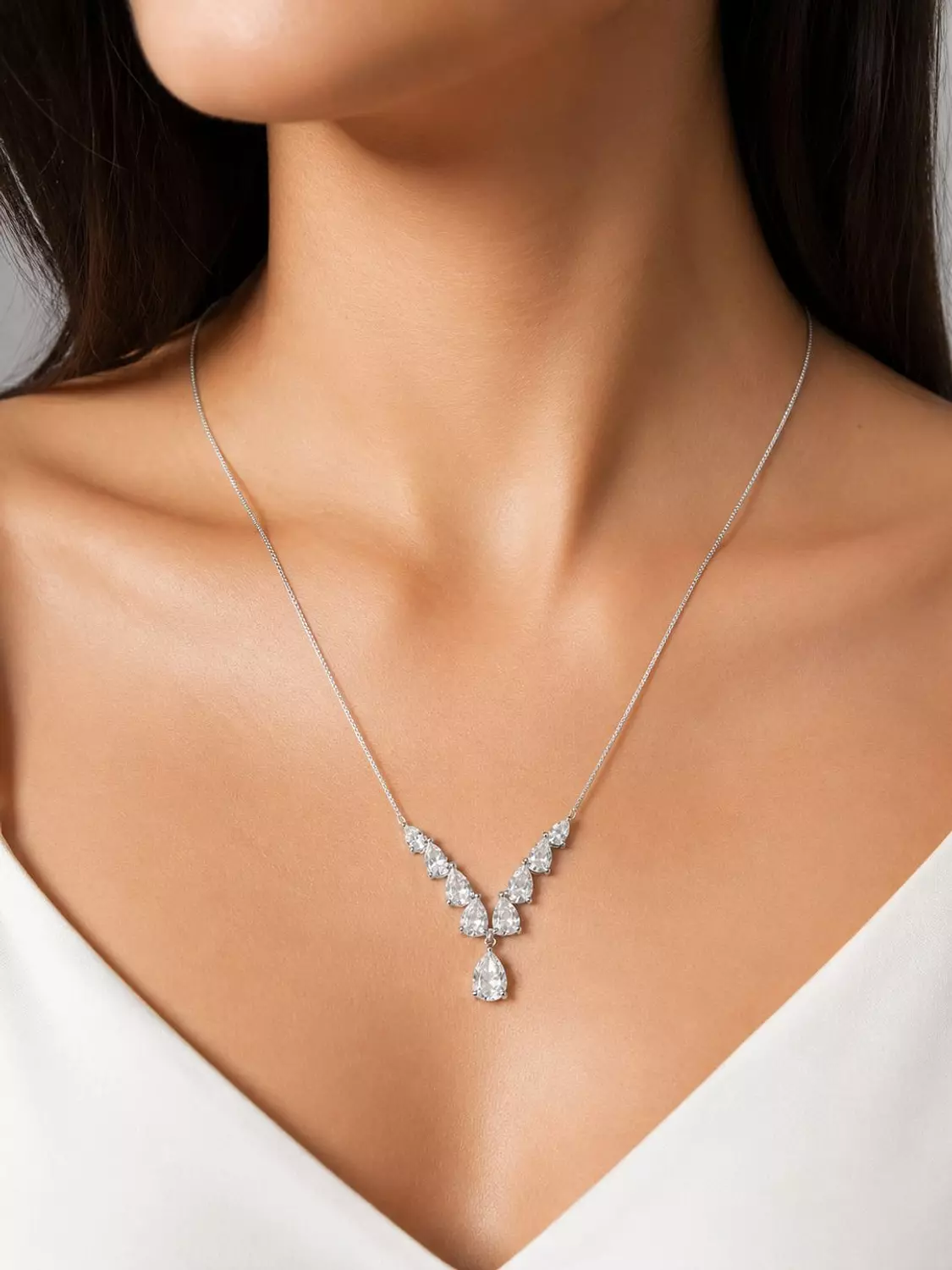 Silver Necklace Daimond image