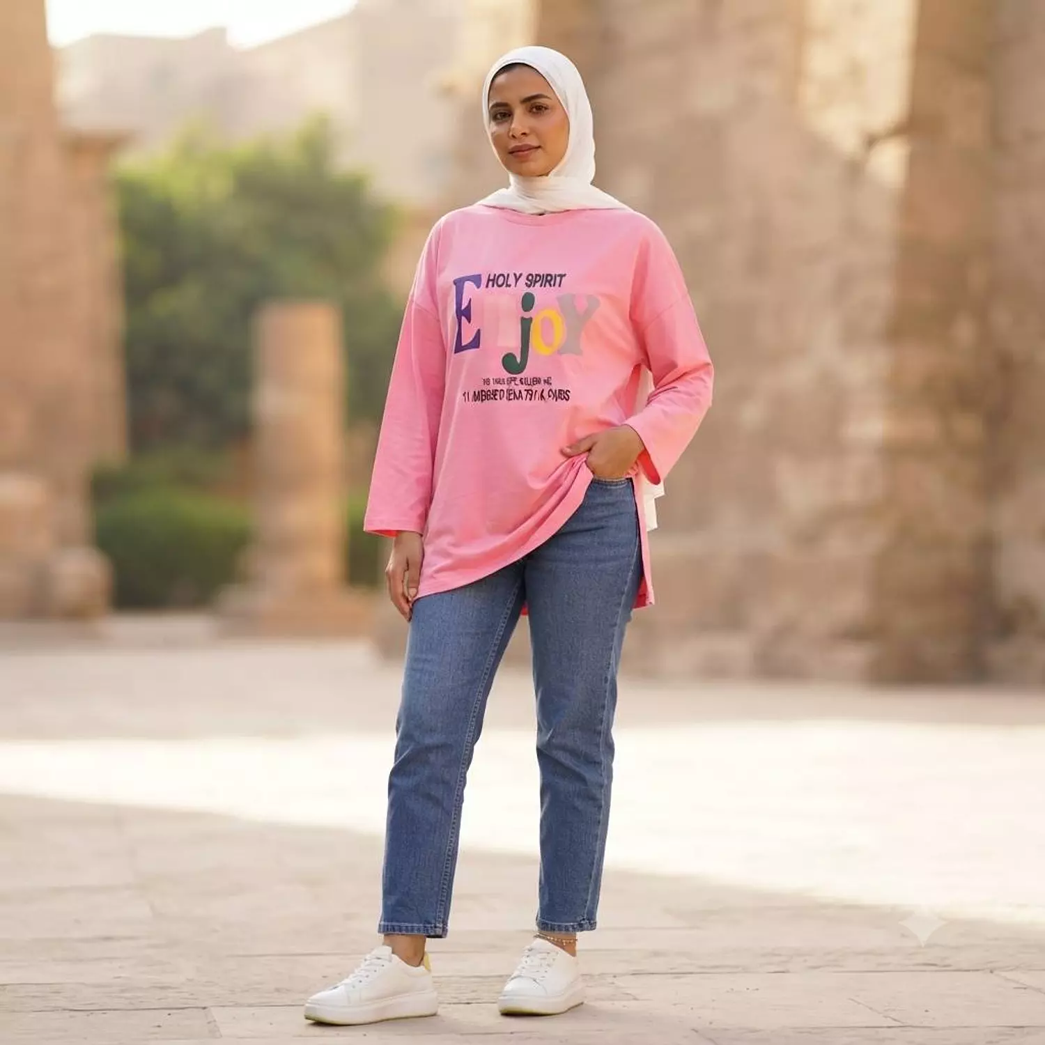 Cropped Graphic Sweatshirt image