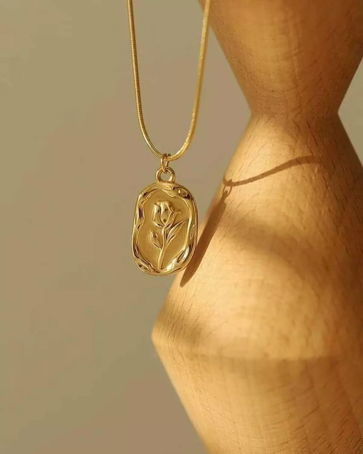 Necklace flower  image