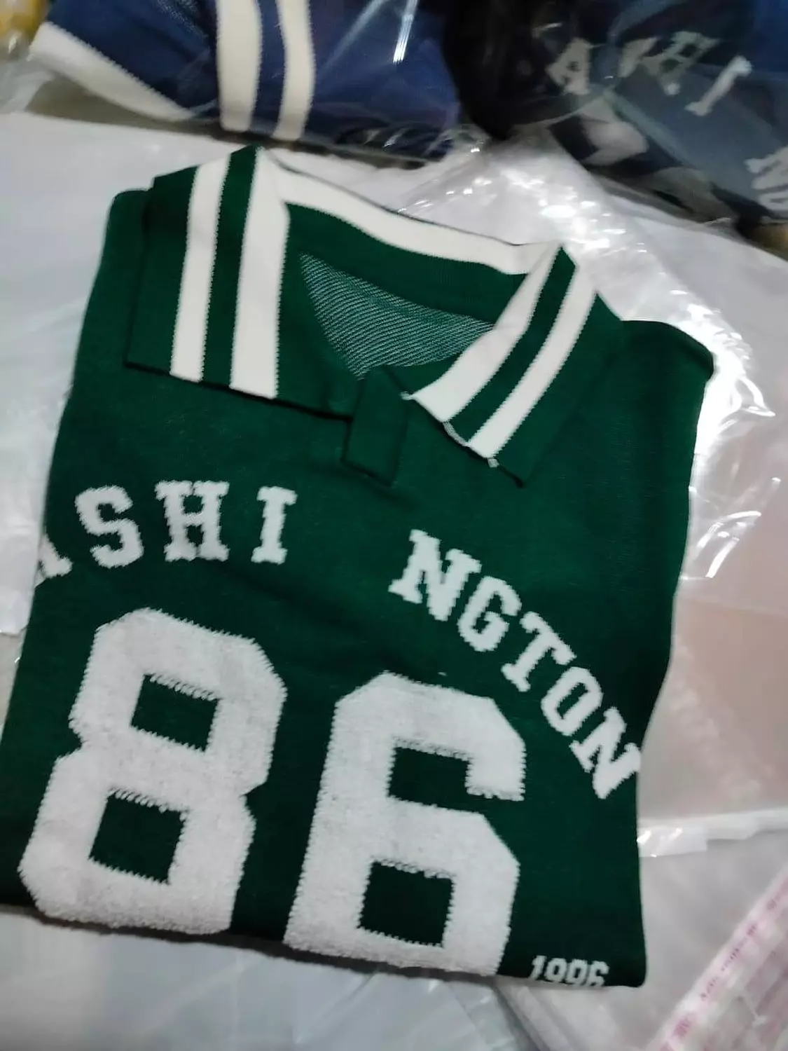 Knitted sweater 86 10