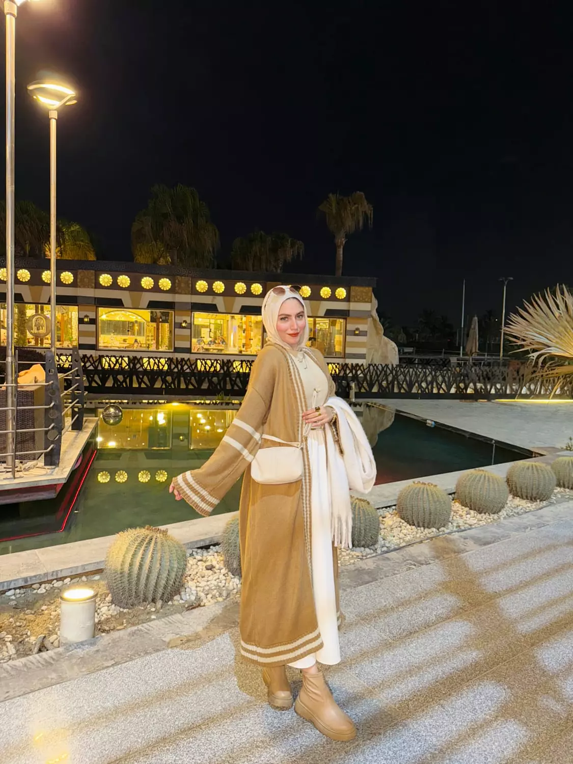 gold cardi 5
