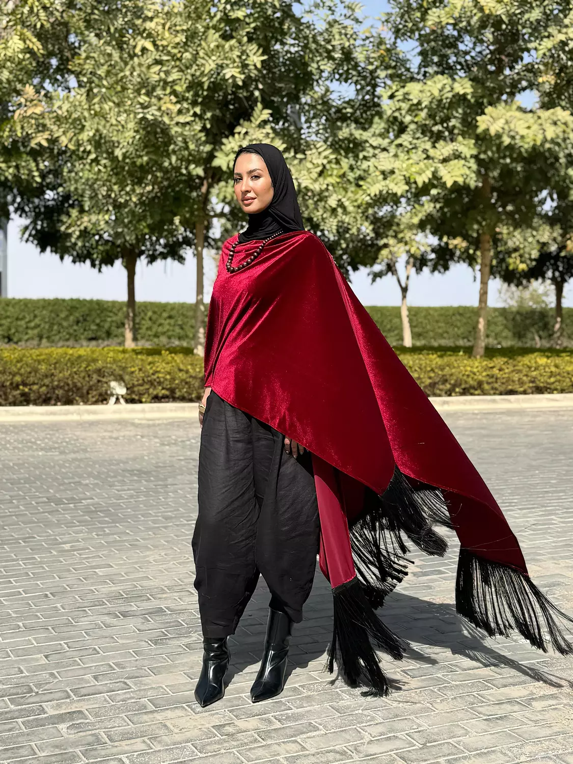 Halima Burgendy kaftan image