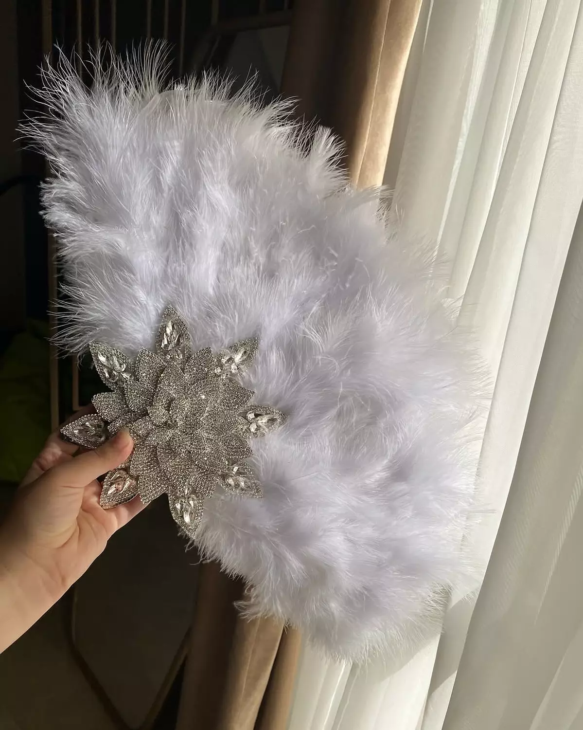 crystal hand fan 1