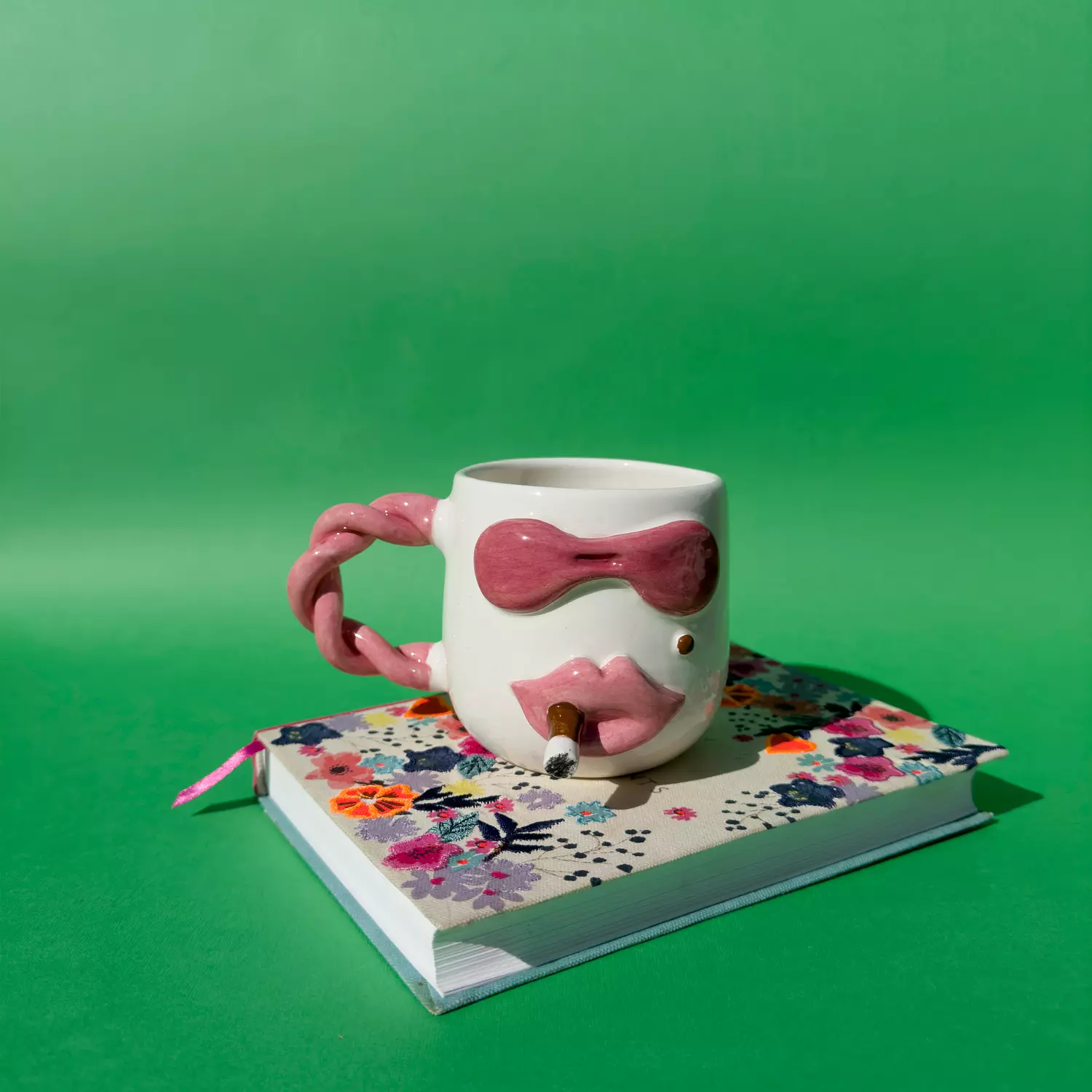 Pink Cigarette Mugs 1