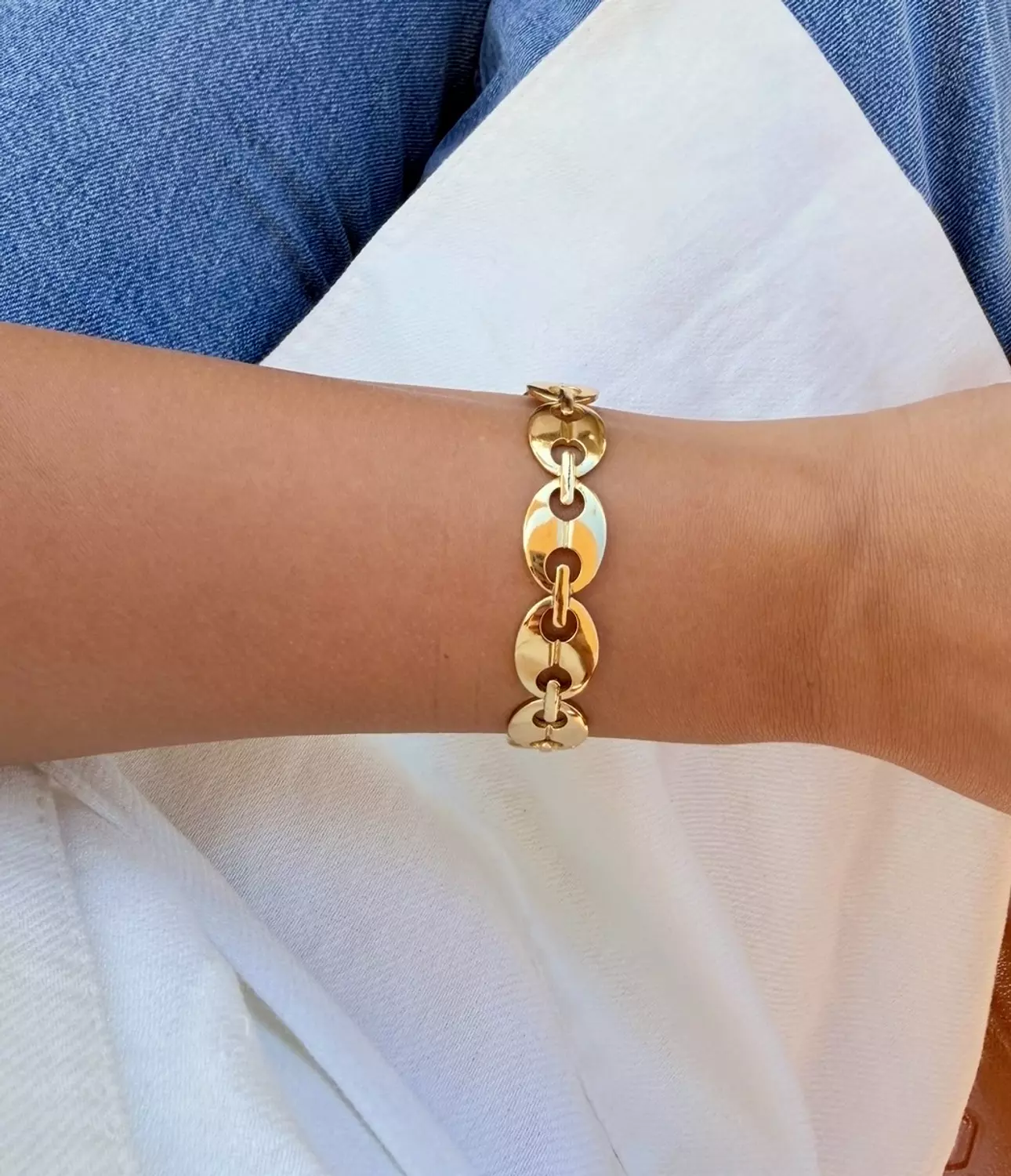 Dazzling lInked Bangles 4