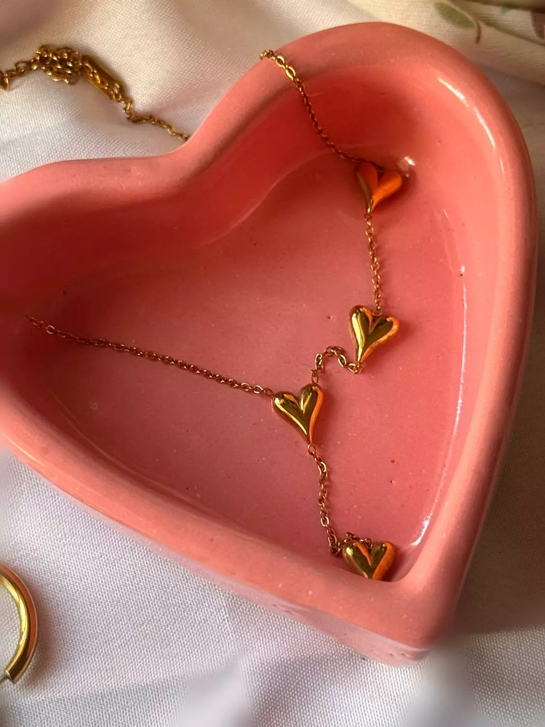 In Love jewellery holder 1