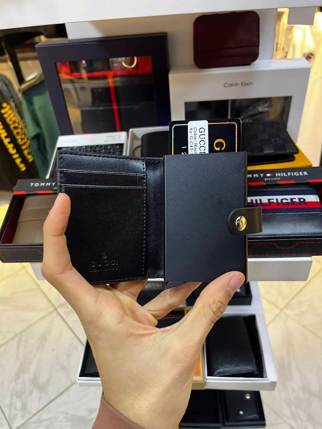 gucci card holder 1