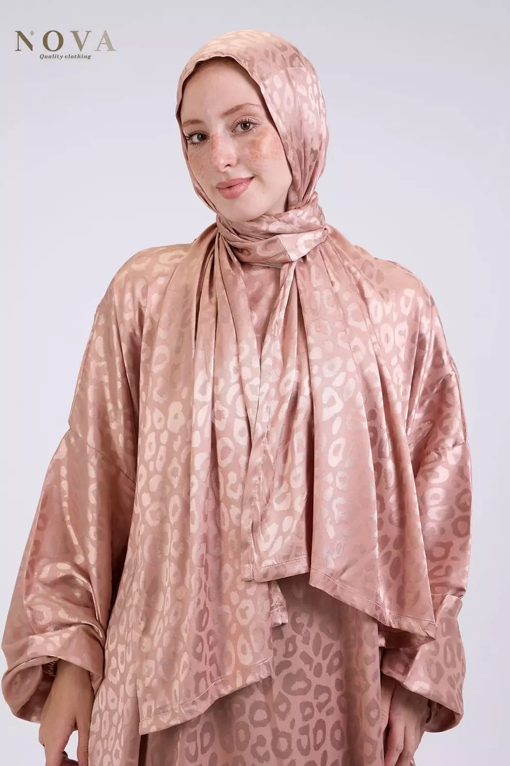 Rose gold Jacquard 2