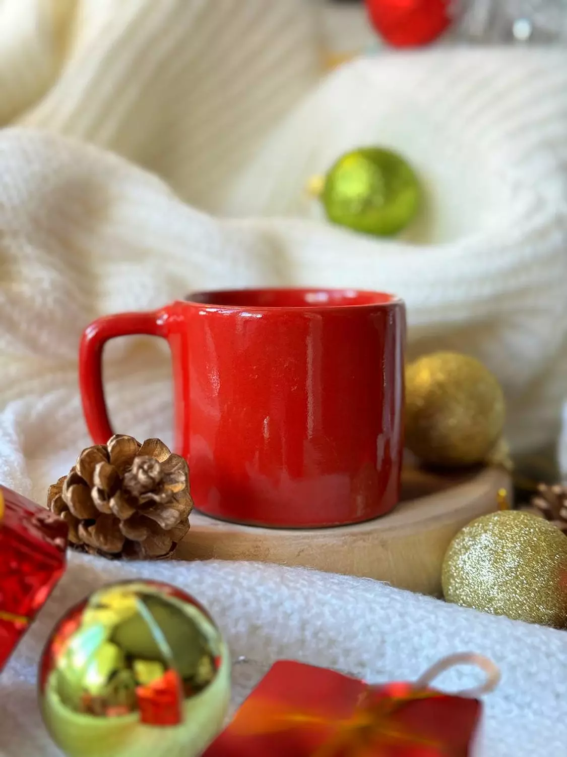 Xmas red small mug image