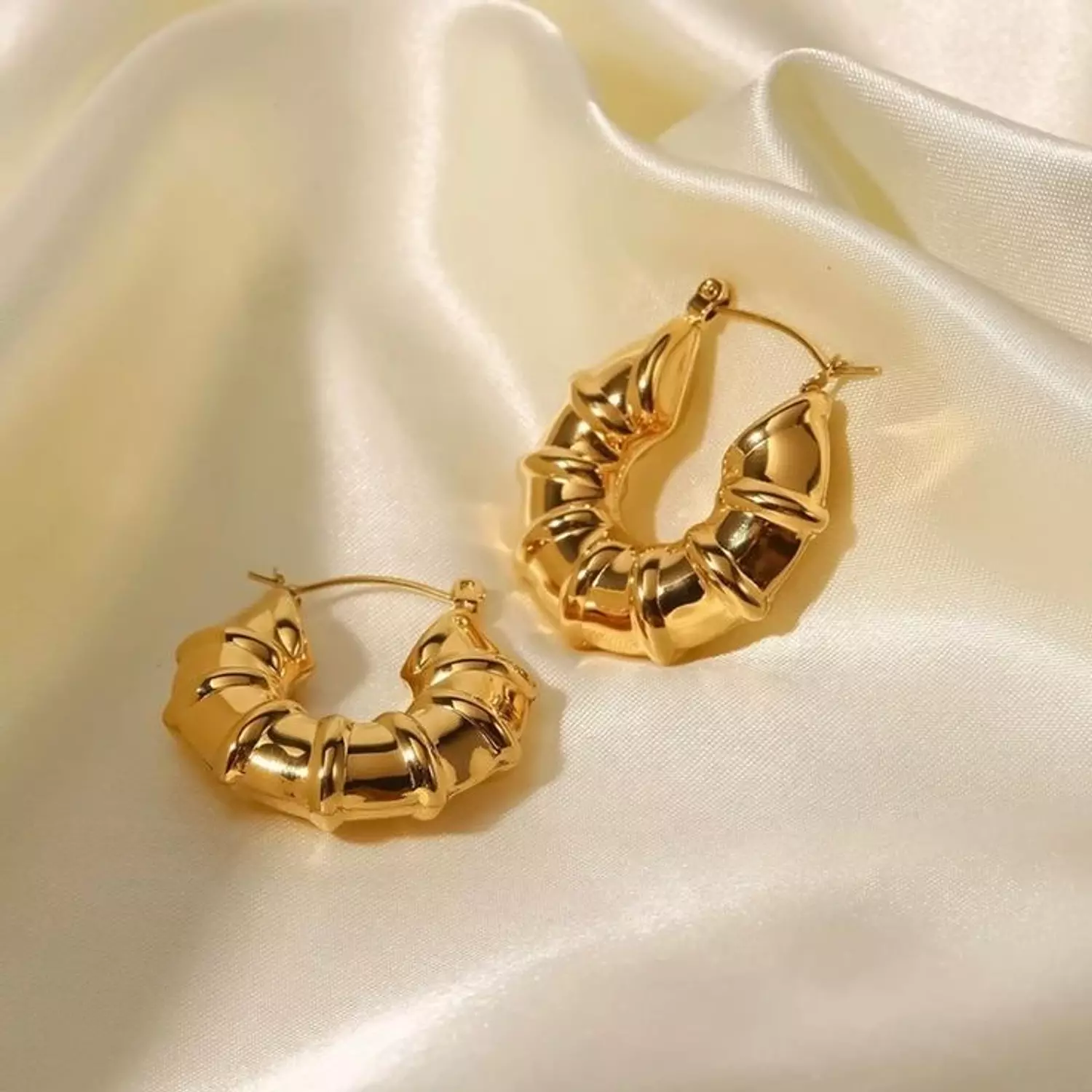 Earings E32 hover image