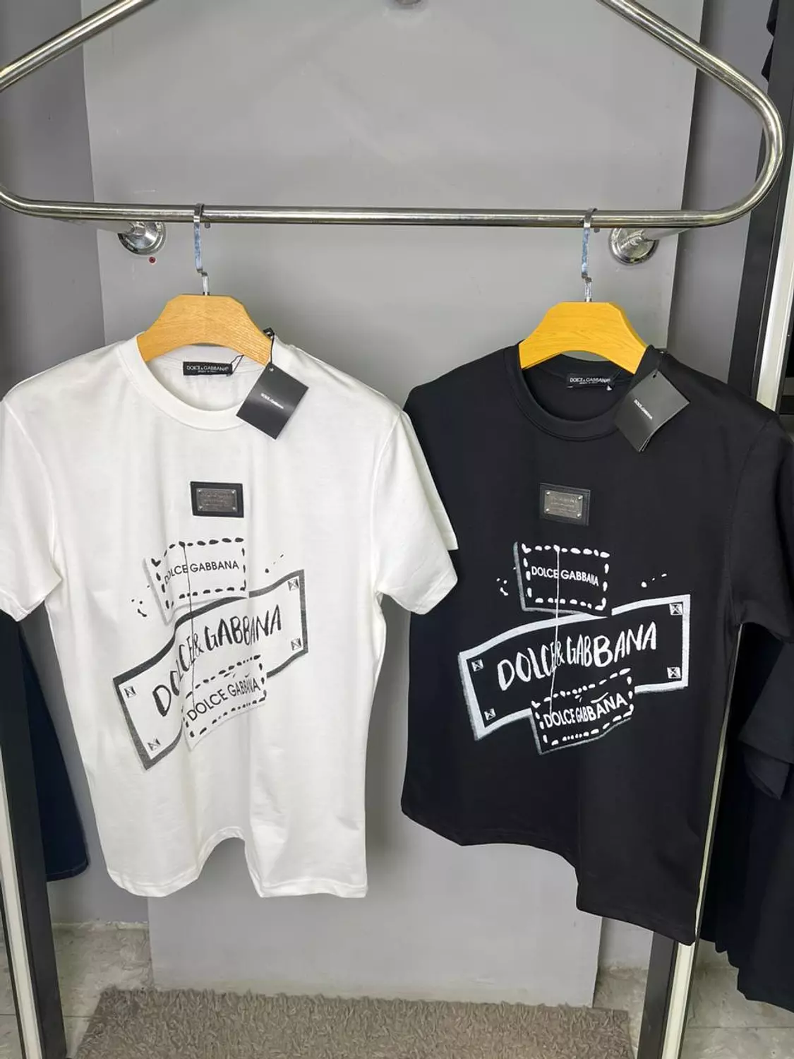 DOLCE AND GABBANA TSHIRT / 1263 6