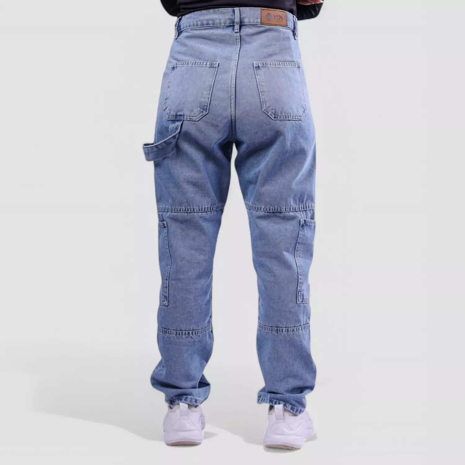 5030 Blue Jeans With Pocket Details & Side Strap 3