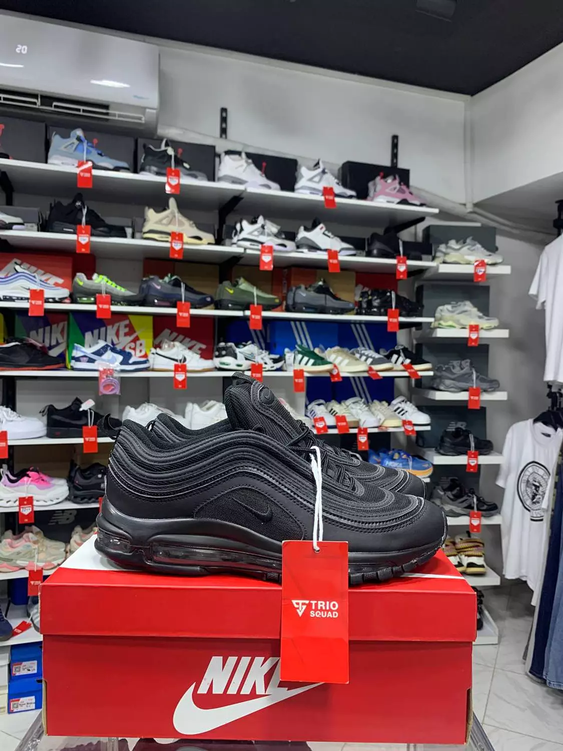 Nike airmax 97 triple black 1