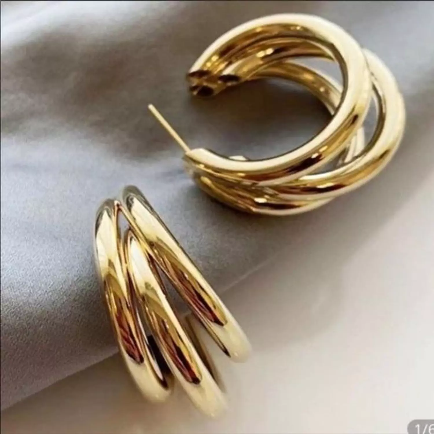 Earings E37 hover image