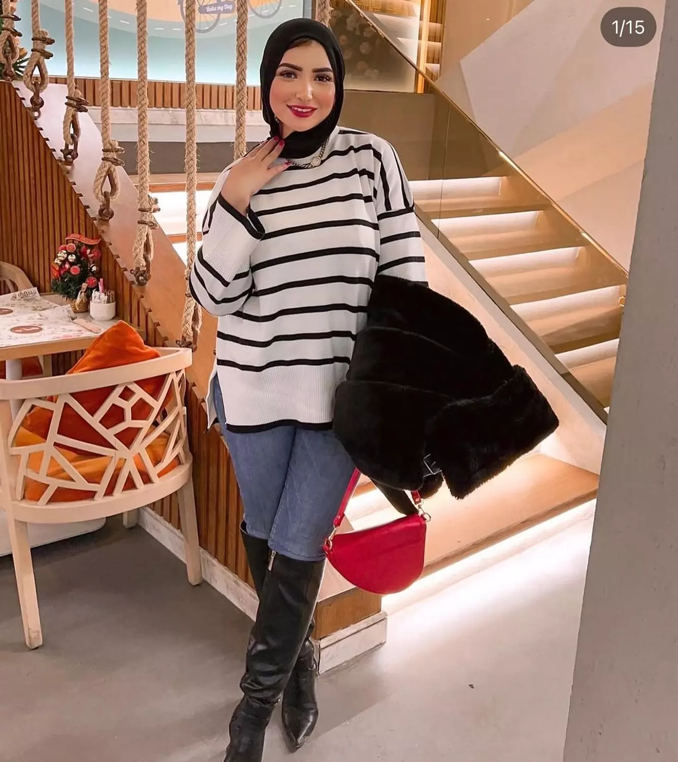 stripped pulover image