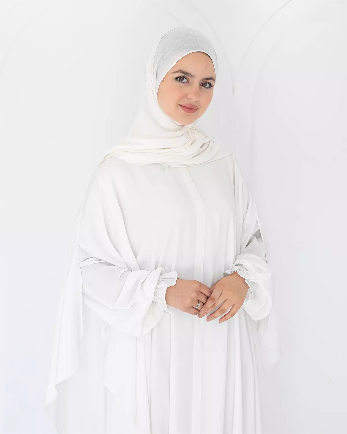 Umrah Abaya image